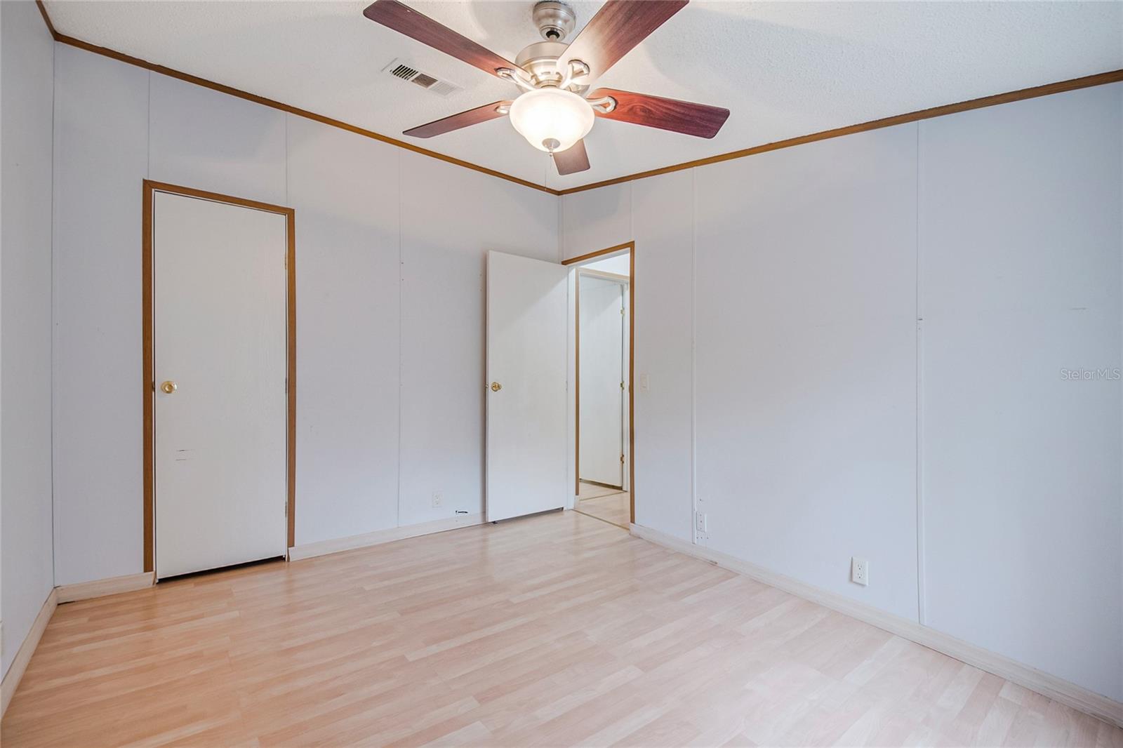 18240 LYNBROOK RD, ORLANDO, FL, 32820
