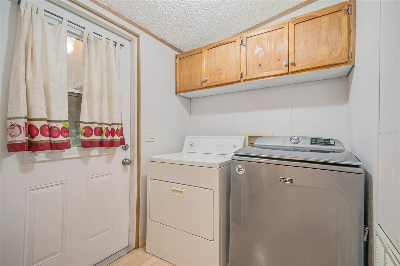 18240 LYNBROOK RD, ORLANDO, FL, 32820