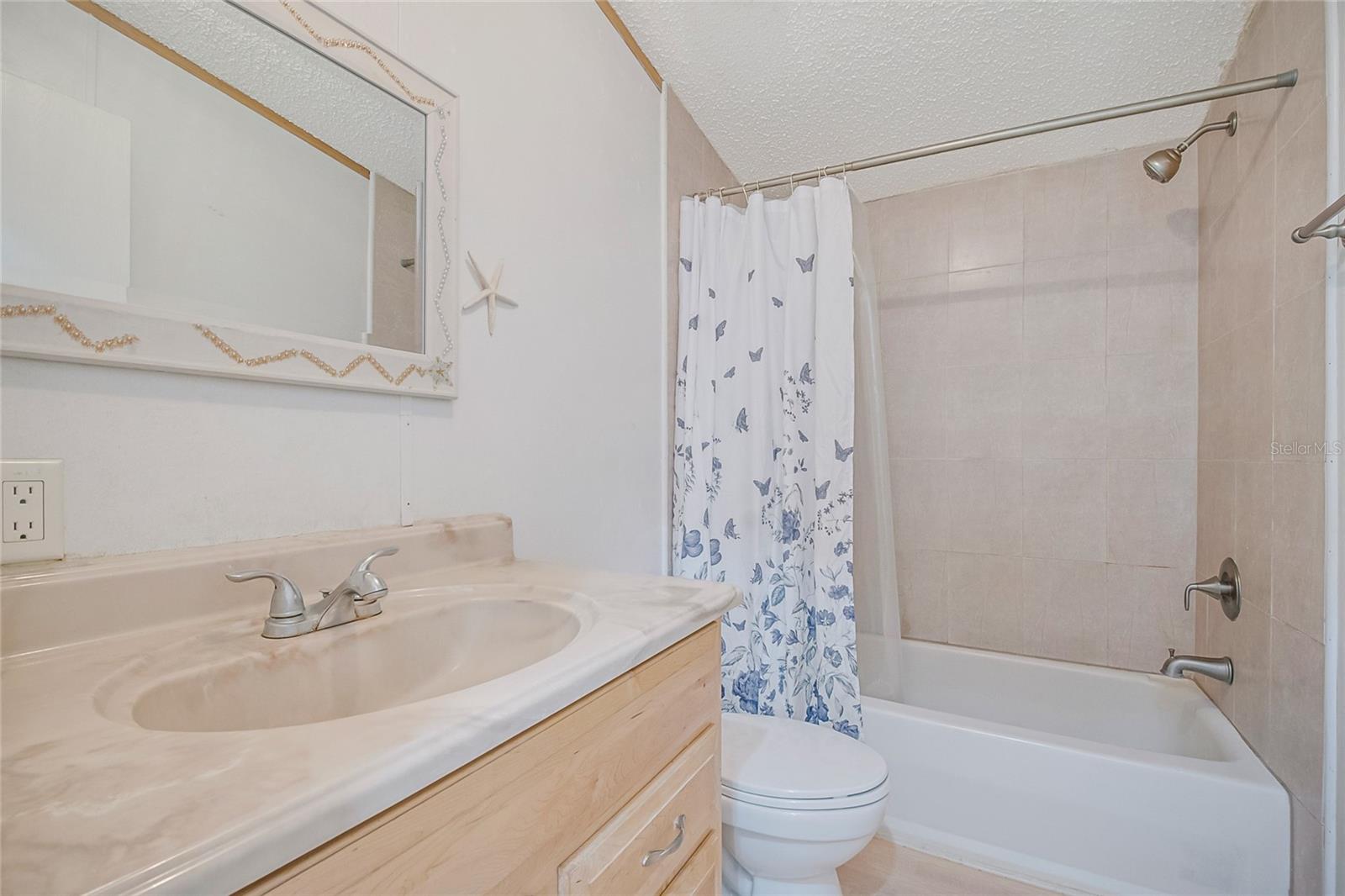 18240 LYNBROOK RD, ORLANDO, FL, 32820