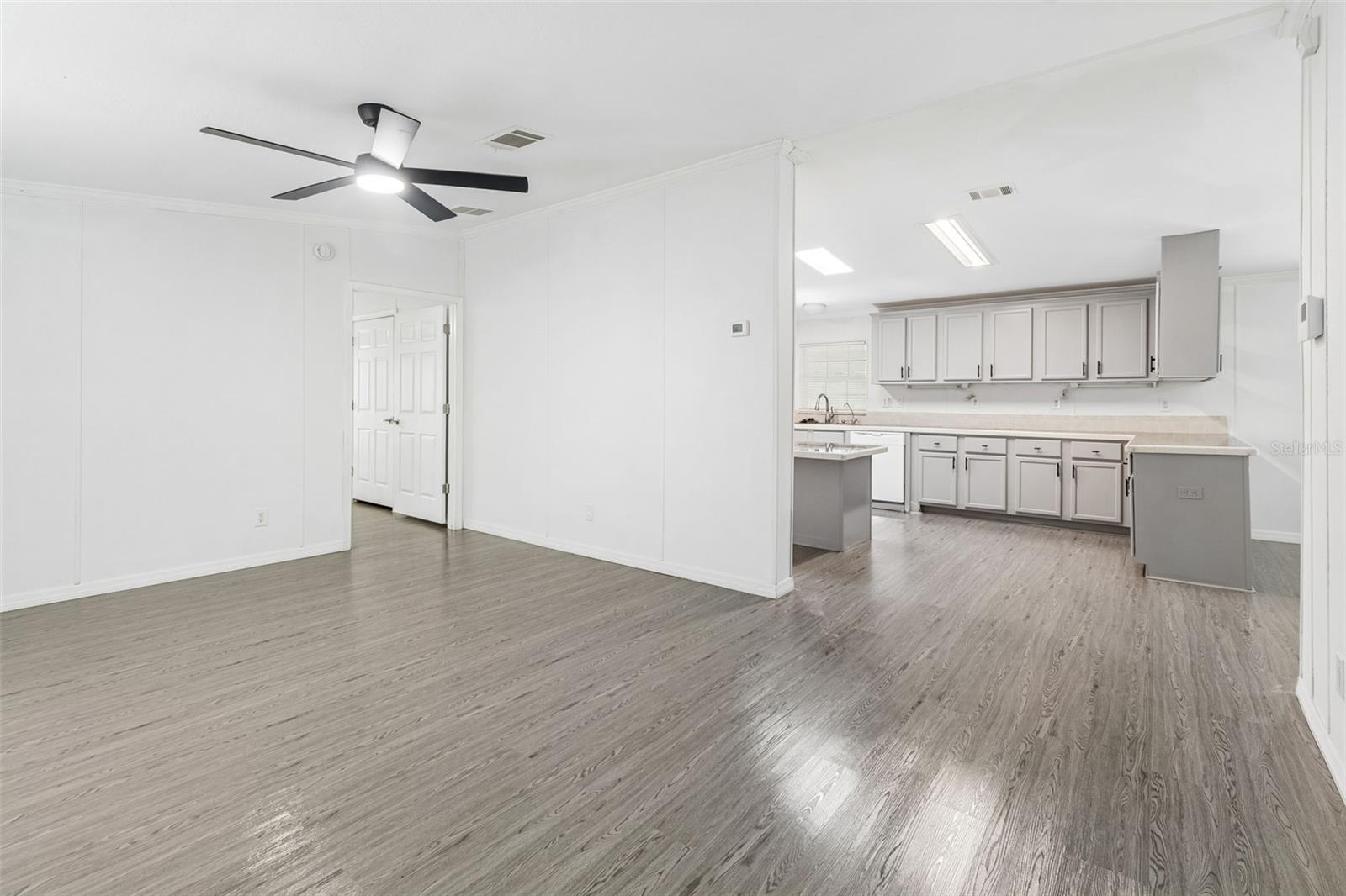 3724 TACK DR, WESLEY CHAPEL, FL, 33543