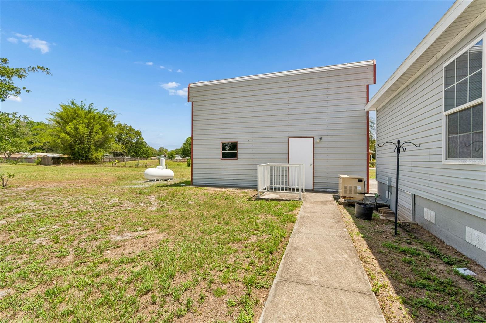 3724 TACK DR, WESLEY CHAPEL, FL, 33543