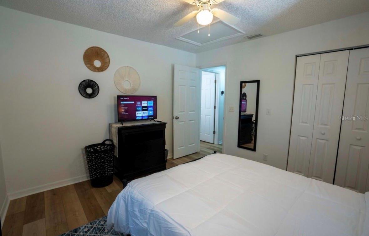 1812 POINSETTIA AVE, TARPON SPRINGS, FL, 34689