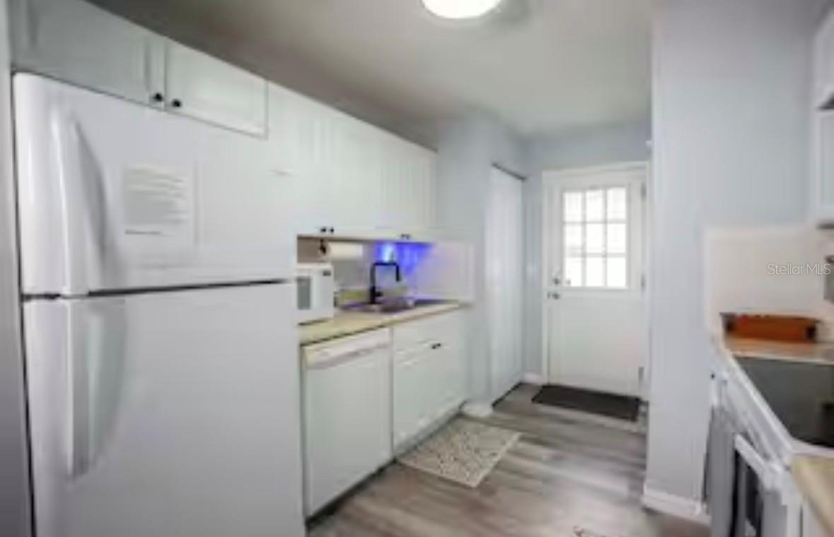 1812 POINSETTIA AVE, TARPON SPRINGS, FL, 34689