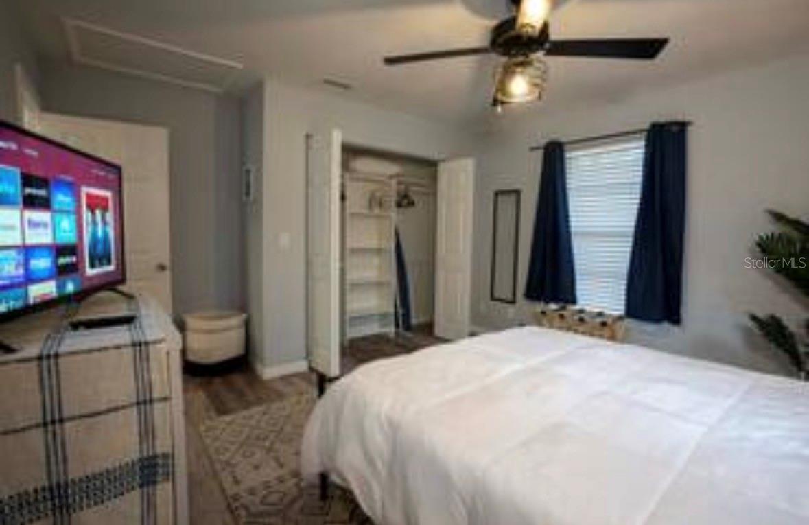 1812 POINSETTIA AVE, TARPON SPRINGS, FL, 34689