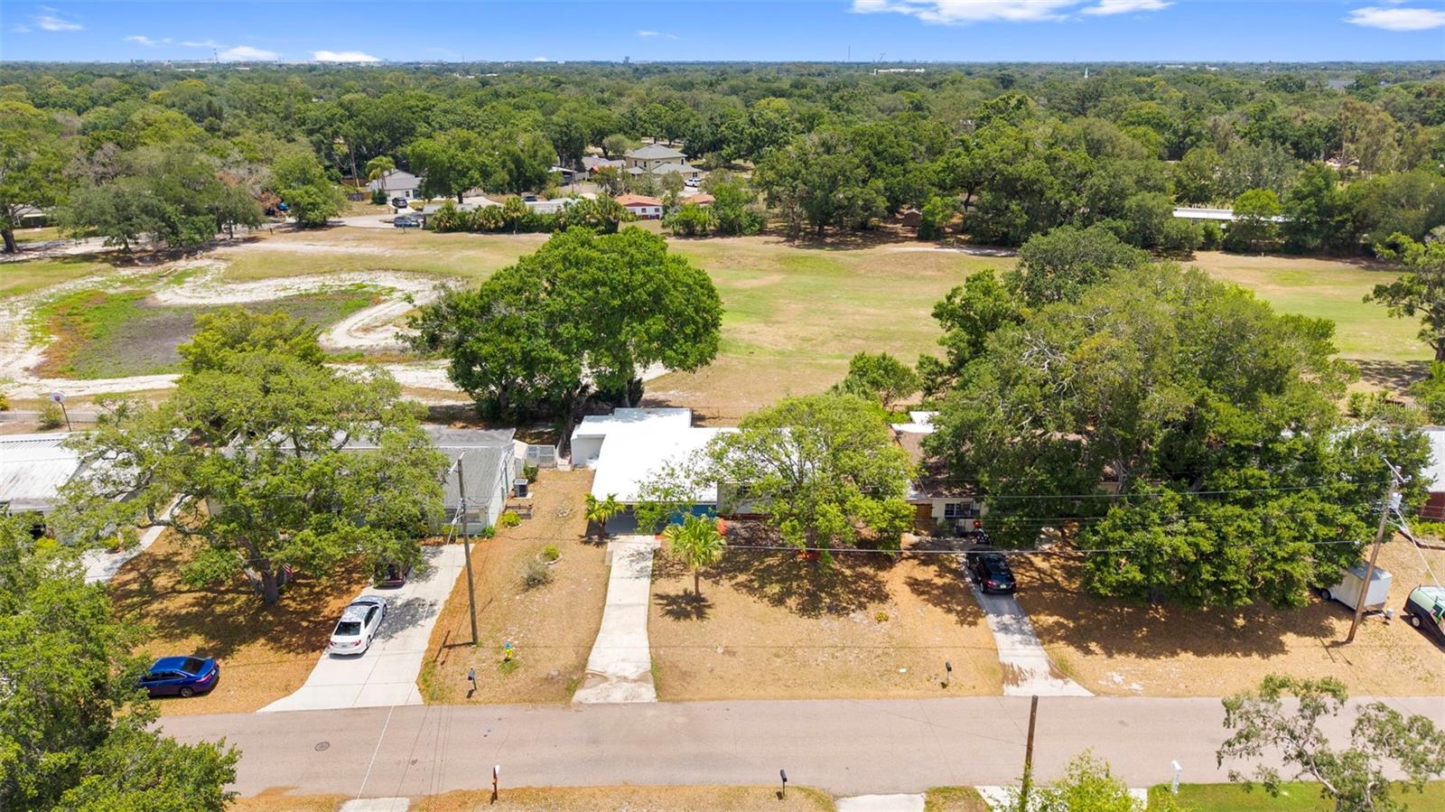 10221 N FLEETWOOD DR, TAMPA, FL, 33612