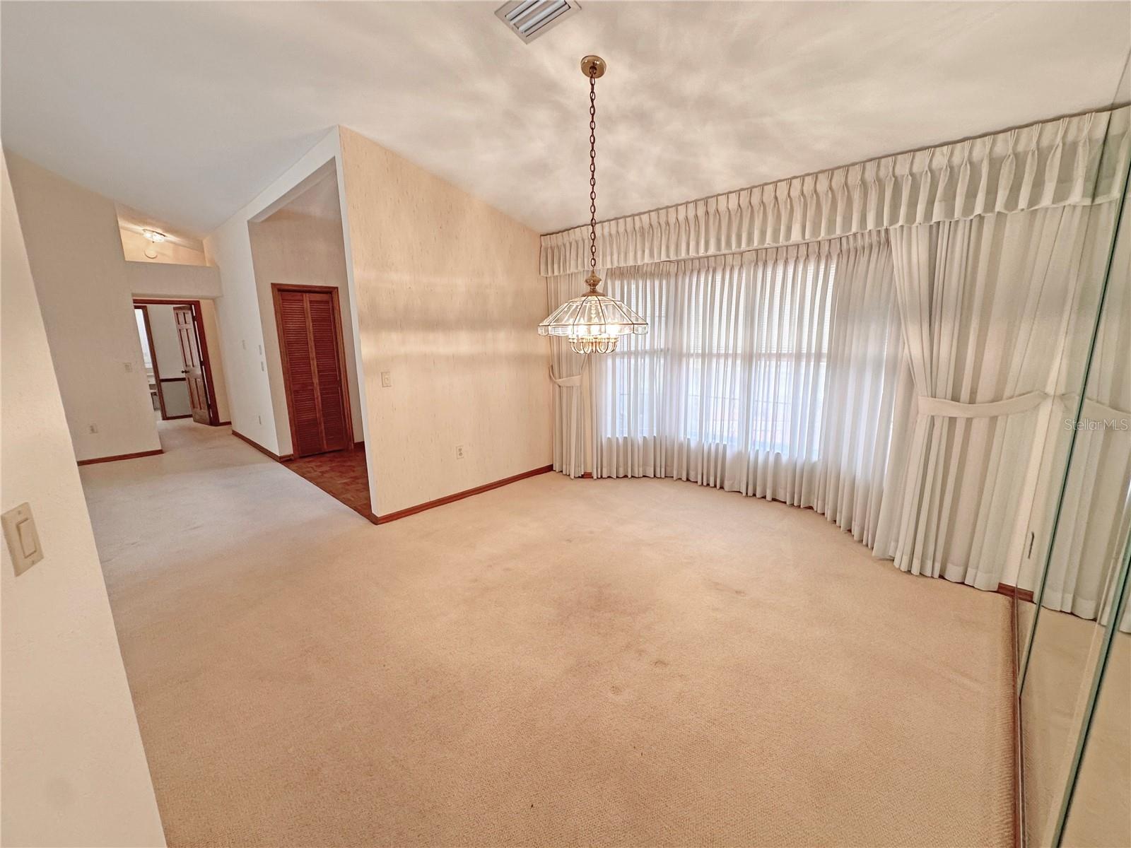 8262 DELAWARE DR, WEEKI WACHEE, FL, 34607