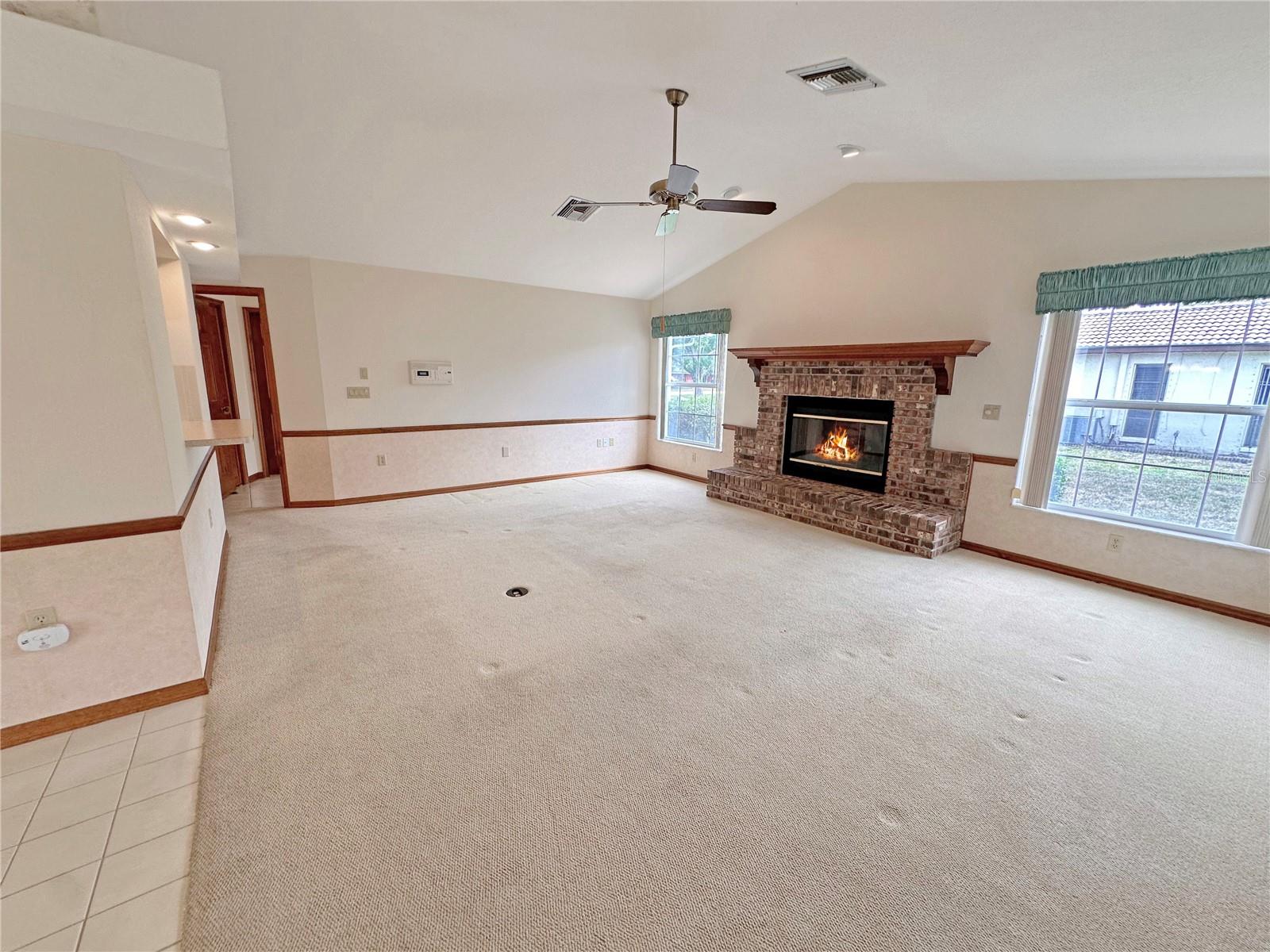 8262 DELAWARE DR, WEEKI WACHEE, FL, 34607
