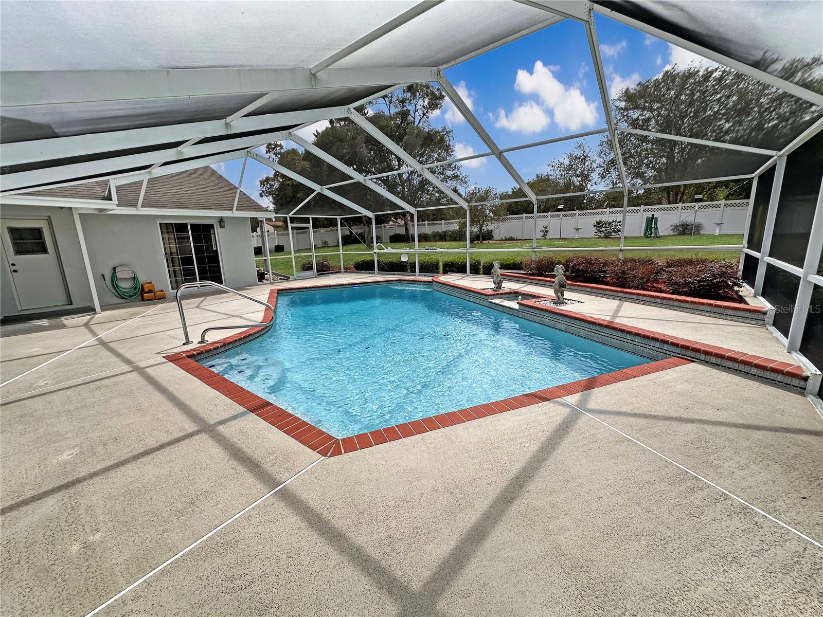 8262 DELAWARE DR, WEEKI WACHEE, FL, 34607