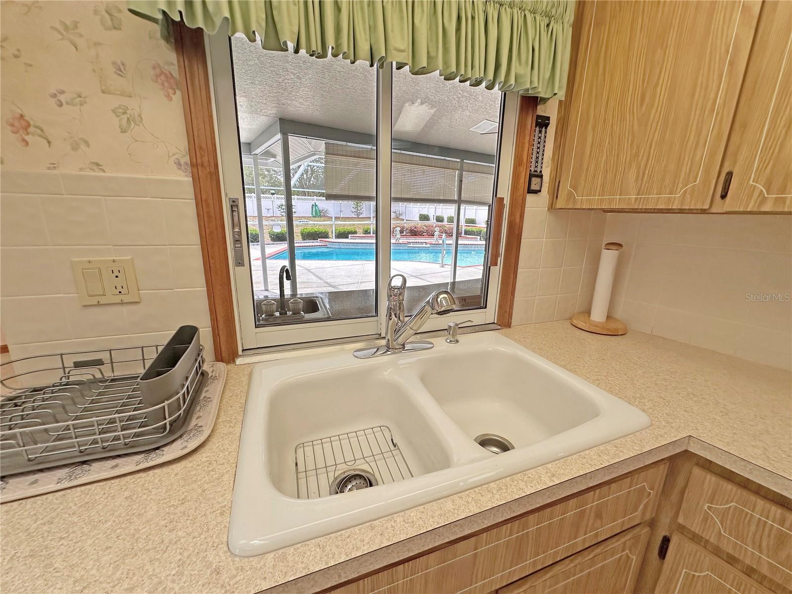 8262 DELAWARE DR, WEEKI WACHEE, FL, 34607
