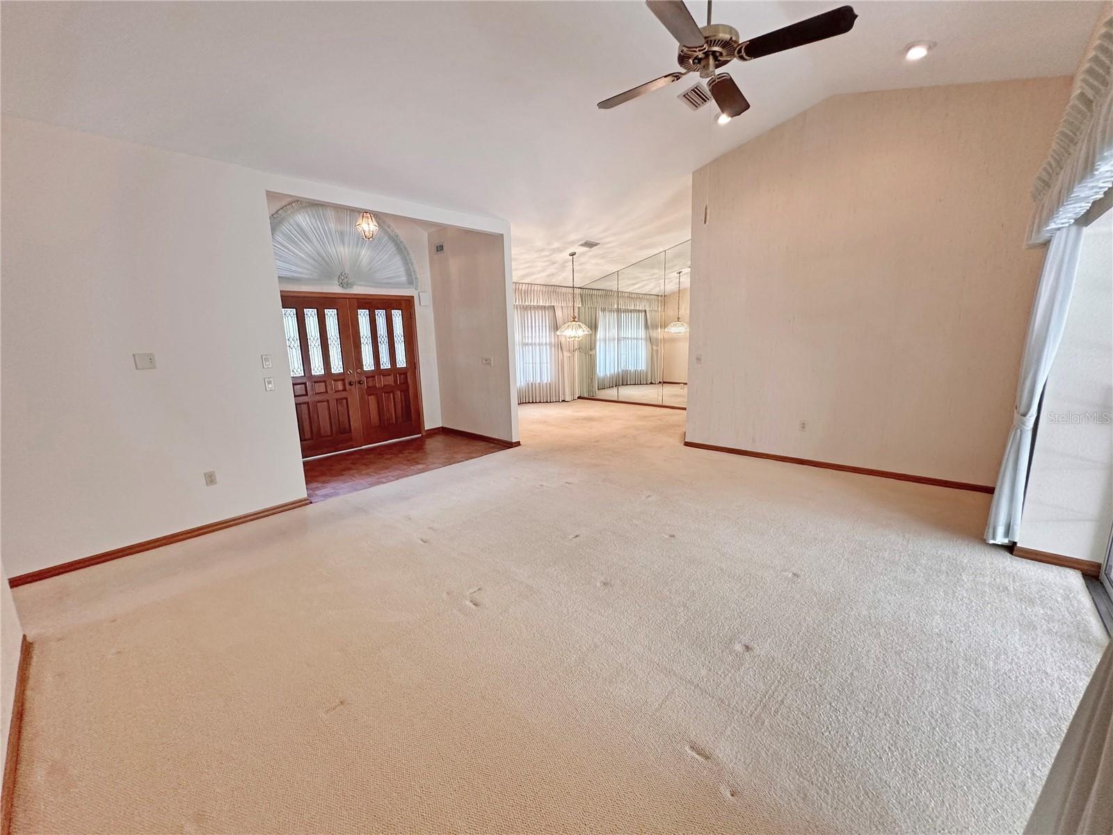 8262 DELAWARE DR, WEEKI WACHEE, FL, 34607