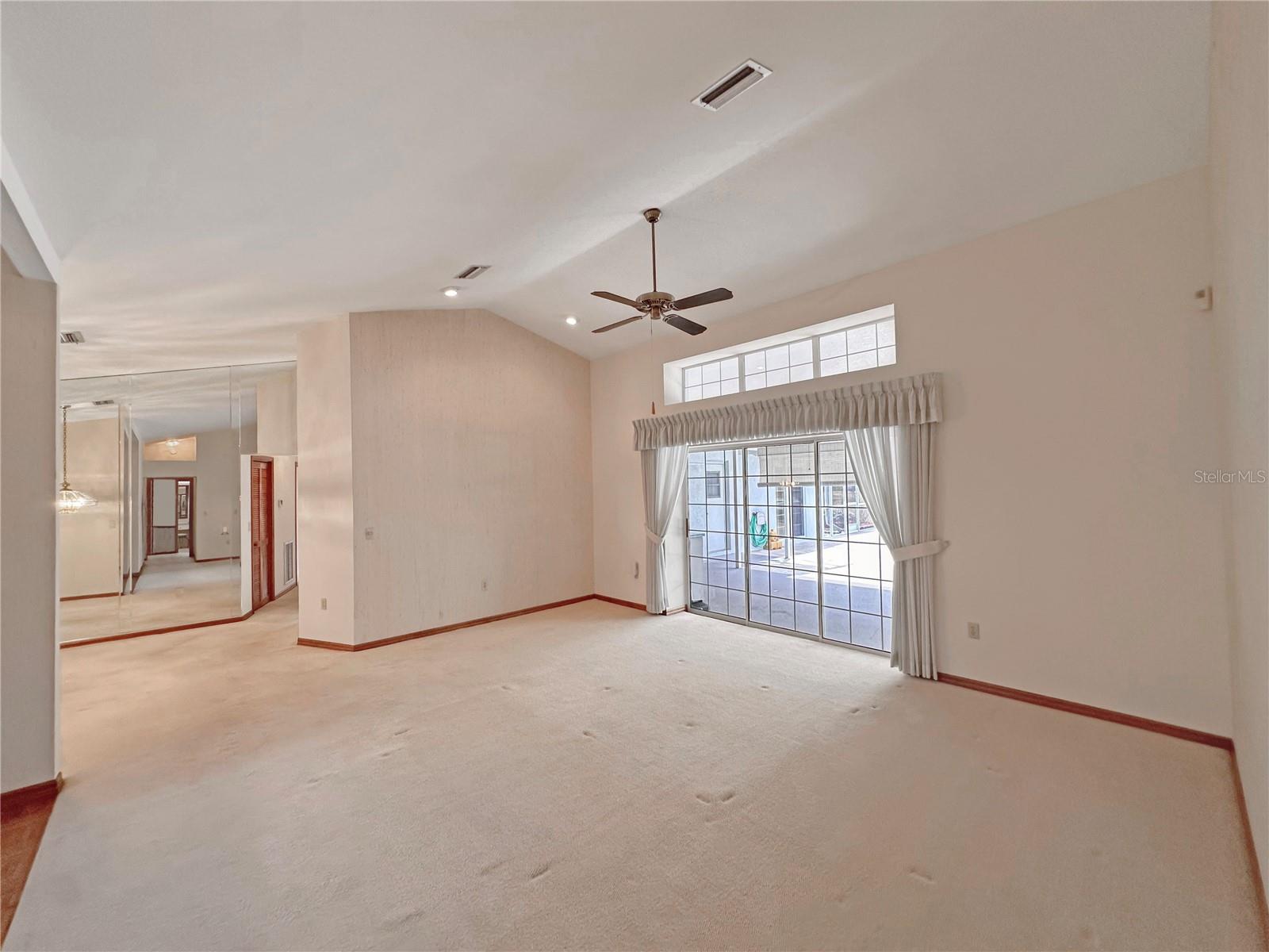 8262 DELAWARE DR, WEEKI WACHEE, FL, 34607
