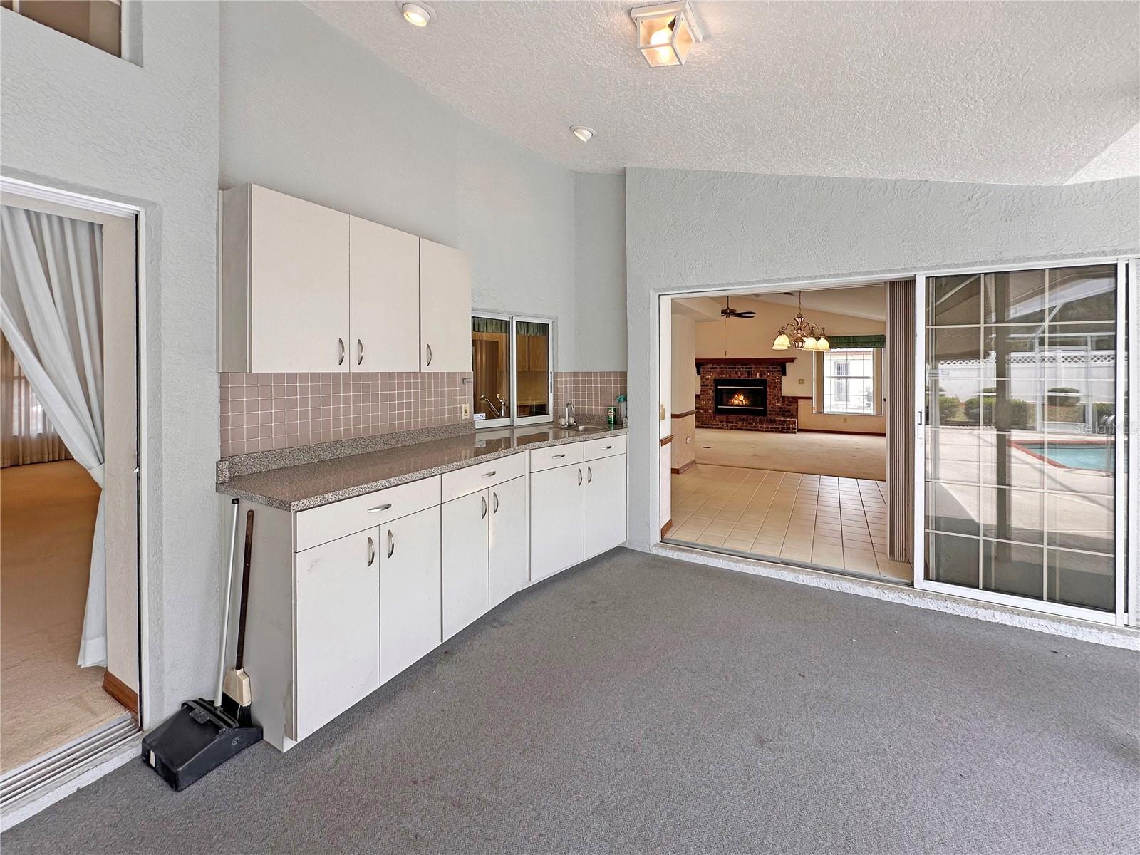 8262 DELAWARE DR, WEEKI WACHEE, FL, 34607