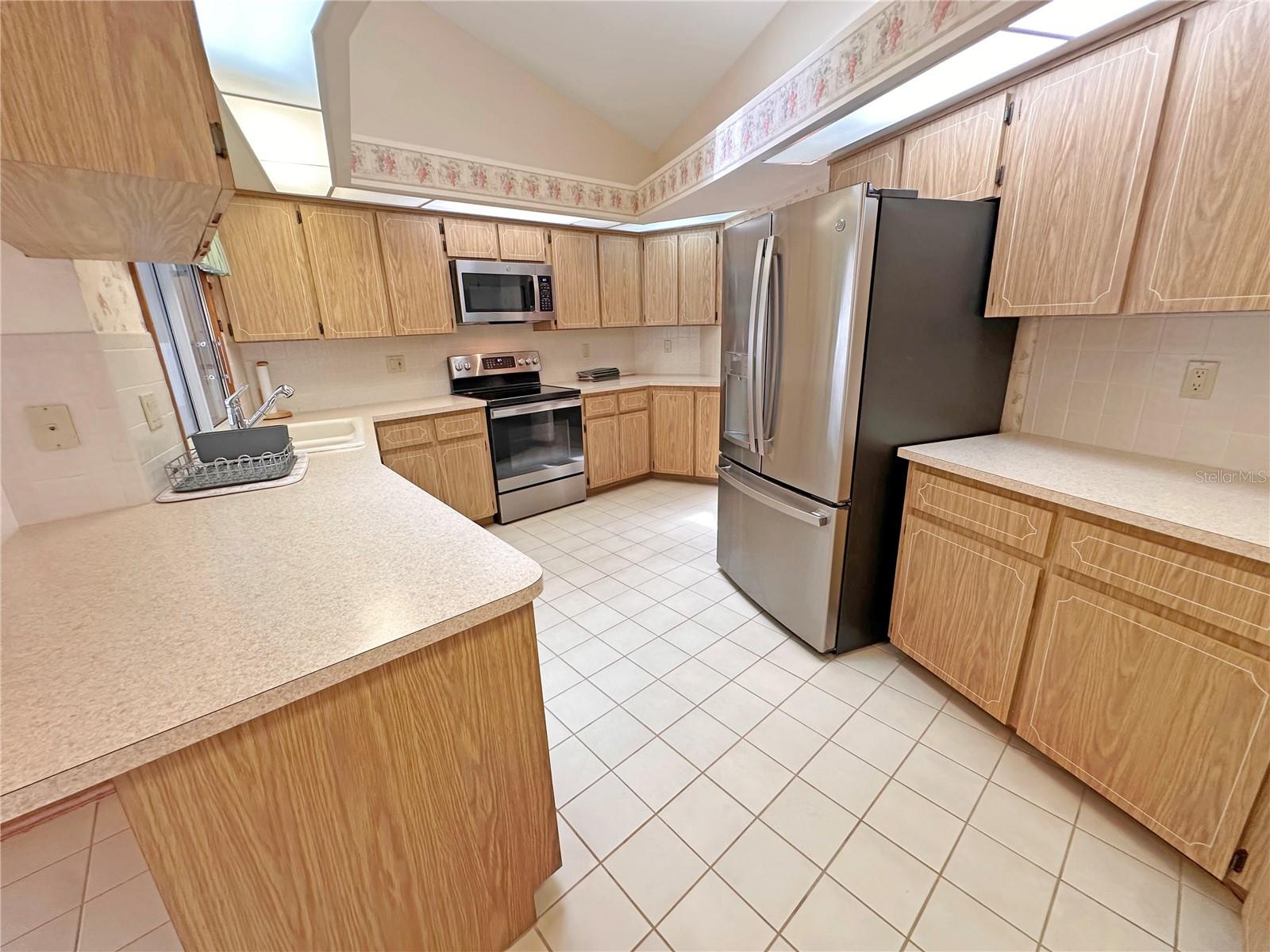 8262 DELAWARE DR, WEEKI WACHEE, FL, 34607