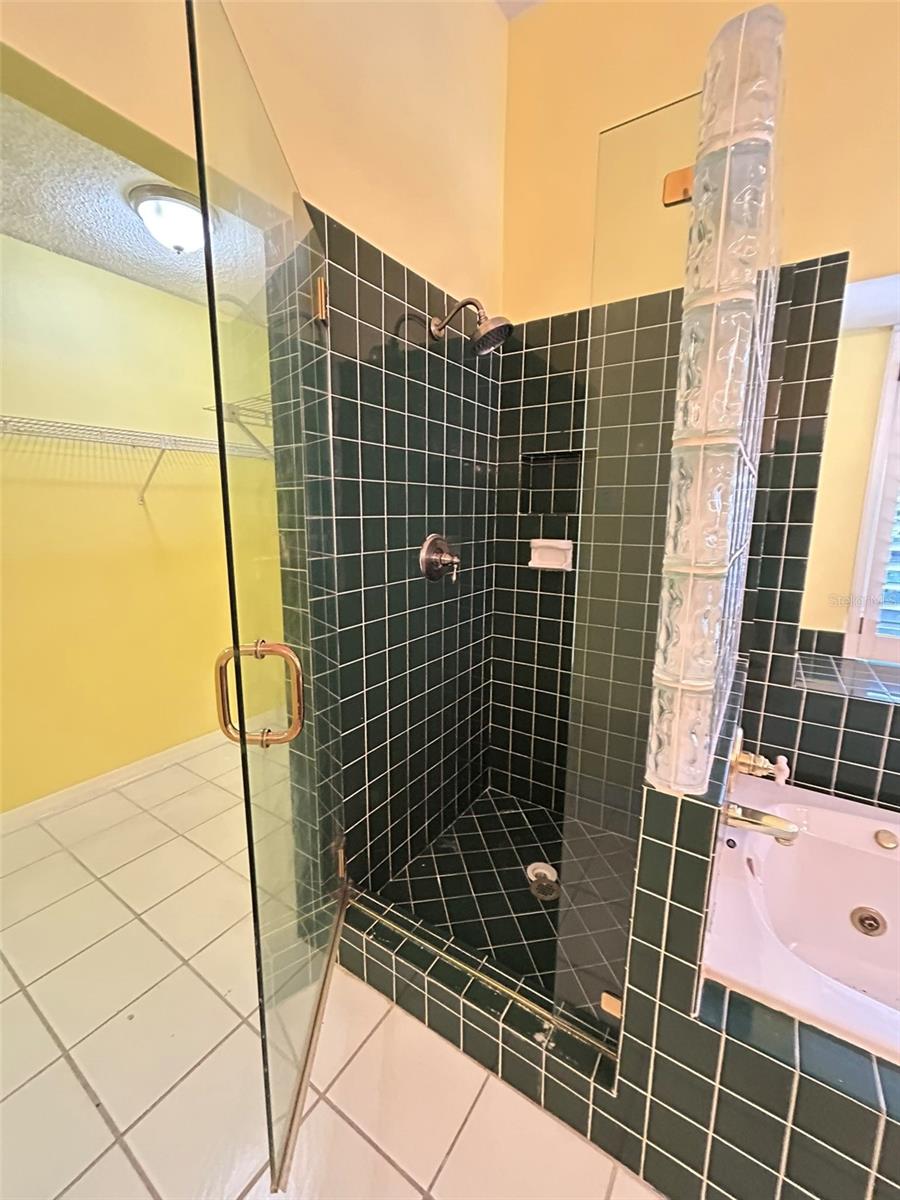 5106 STONEHURST RD, TAMPA, FL, 33647