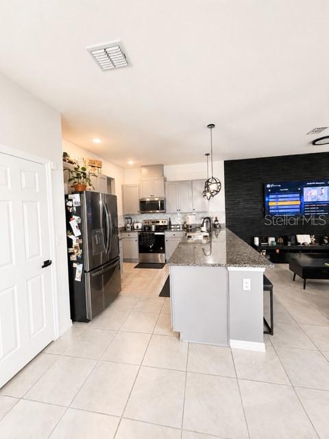 1880 CROSS PRAIRIE PKWY, KISSIMMEE, FL, 34744