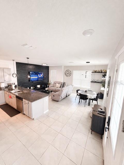 1880 CROSS PRAIRIE PKWY, KISSIMMEE, FL, 34744