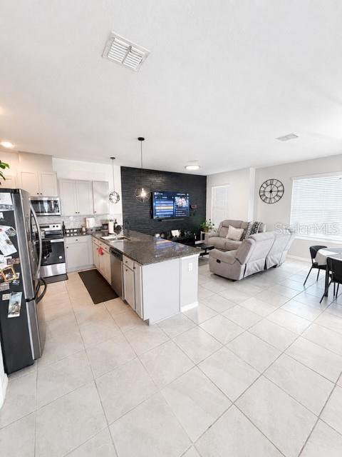 1880 CROSS PRAIRIE PKWY, KISSIMMEE, FL, 34744