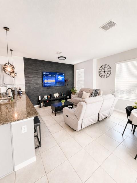 1880 CROSS PRAIRIE PKWY, KISSIMMEE, FL, 34744