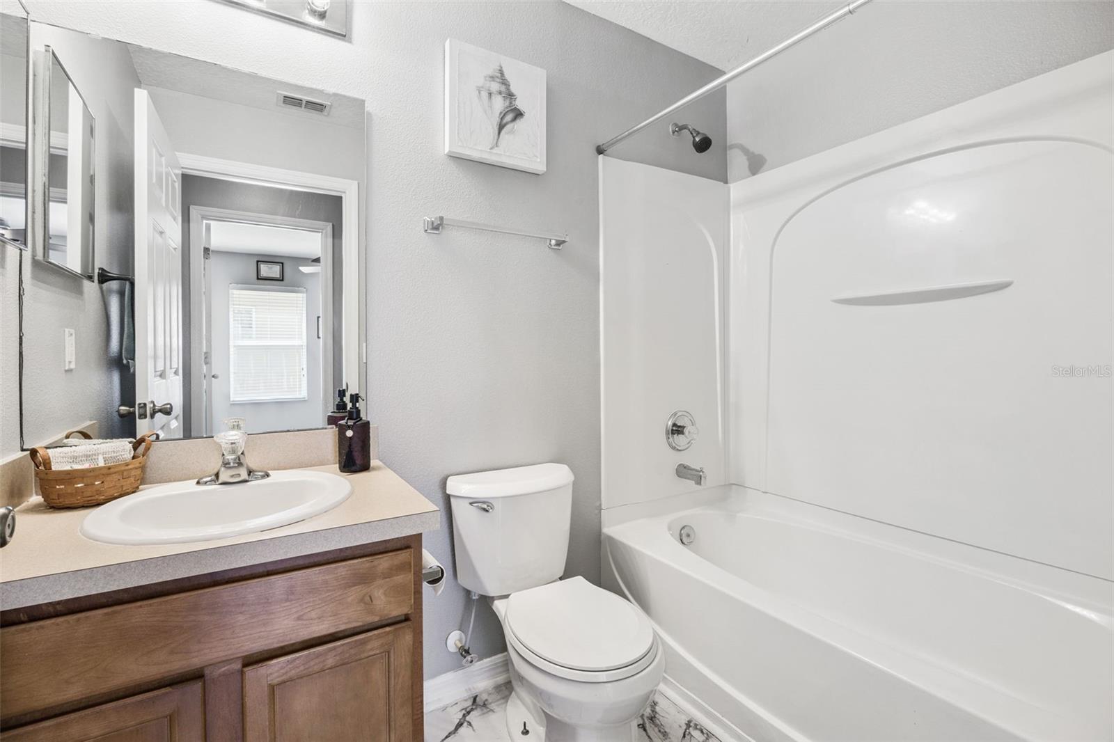 2523 MARTINS RUN, TAVARES, FL, 32778