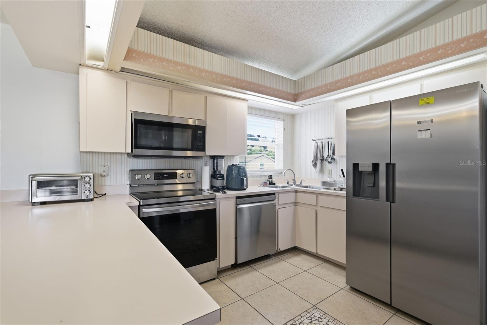 1011 WINIFRED WAY, LAKELAND, FL, 33809