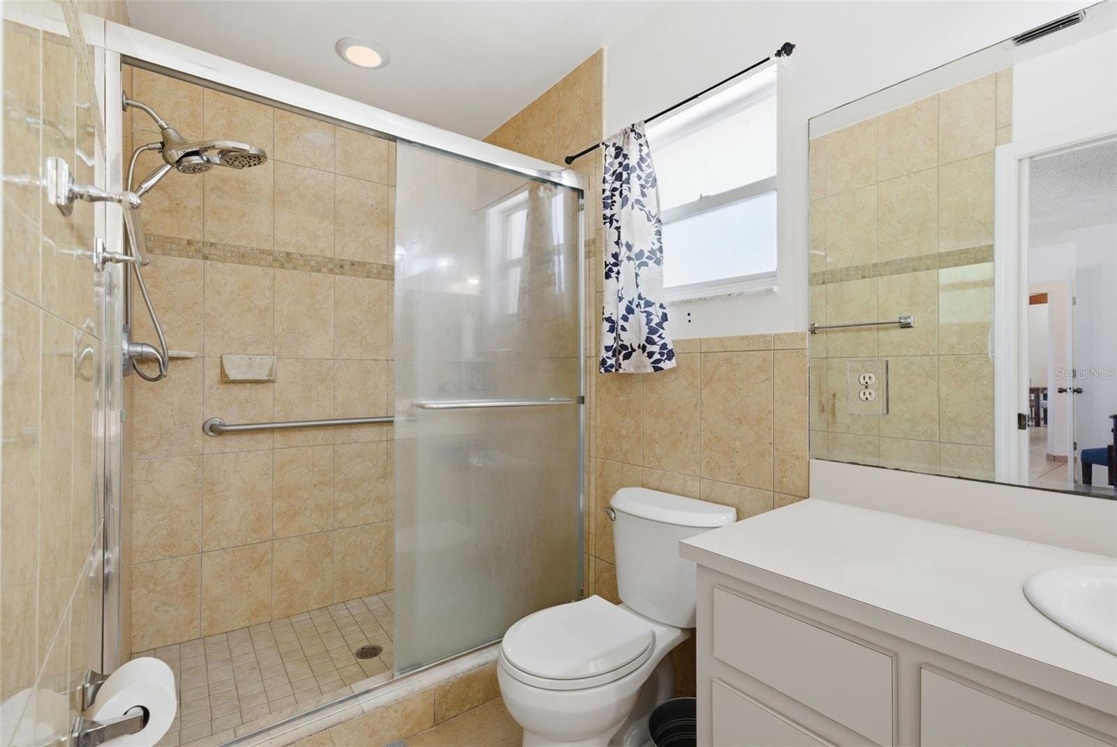1011 WINIFRED WAY, LAKELAND, FL, 33809