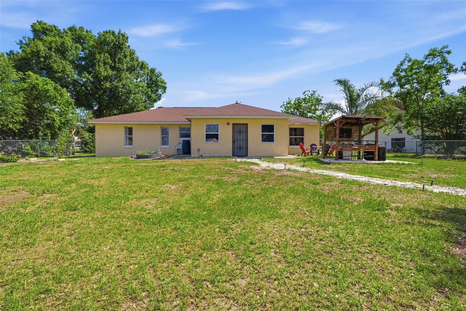 1011 WINIFRED WAY, LAKELAND, FL, 33809