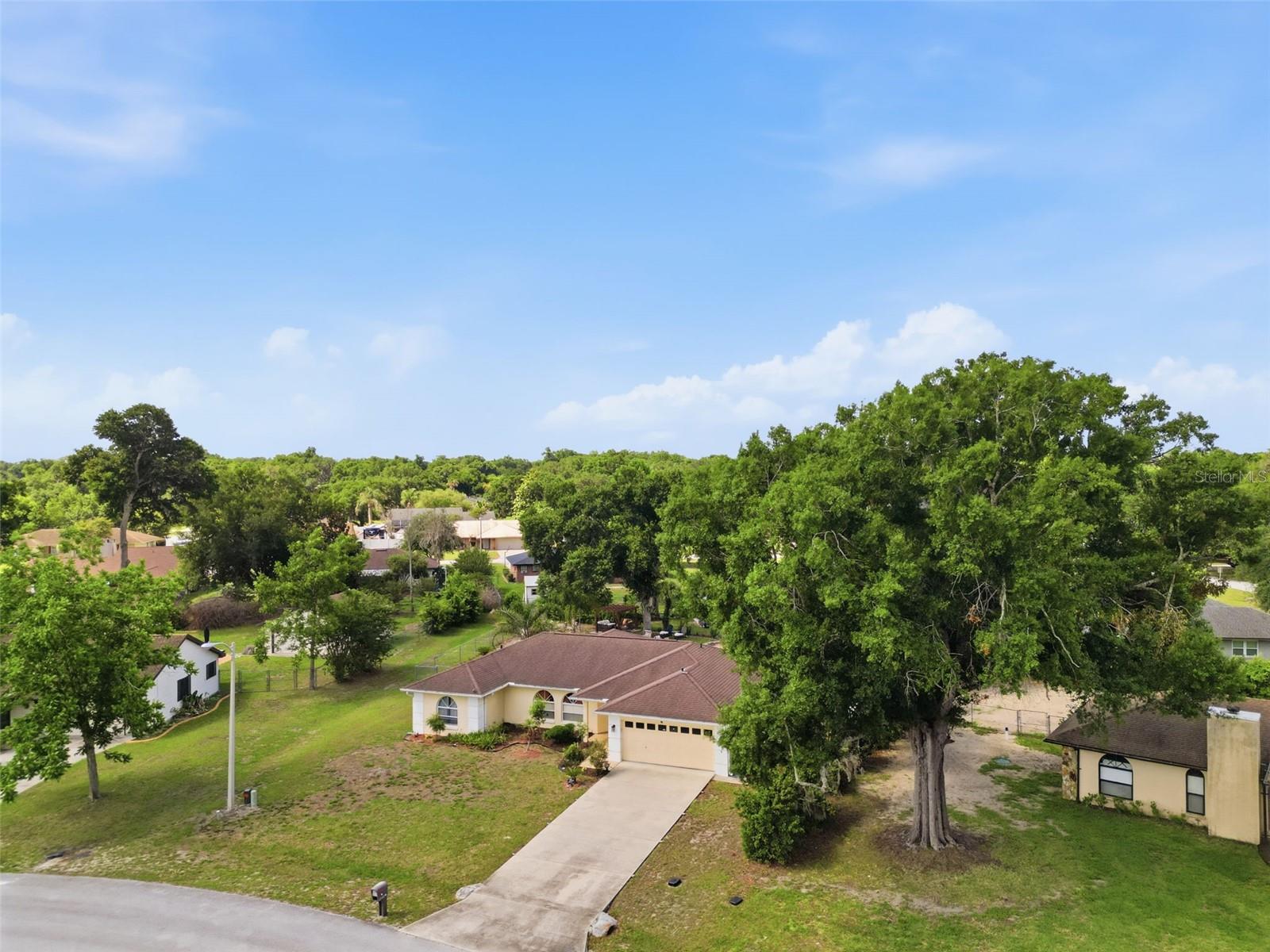 1011 WINIFRED WAY, LAKELAND, FL, 33809