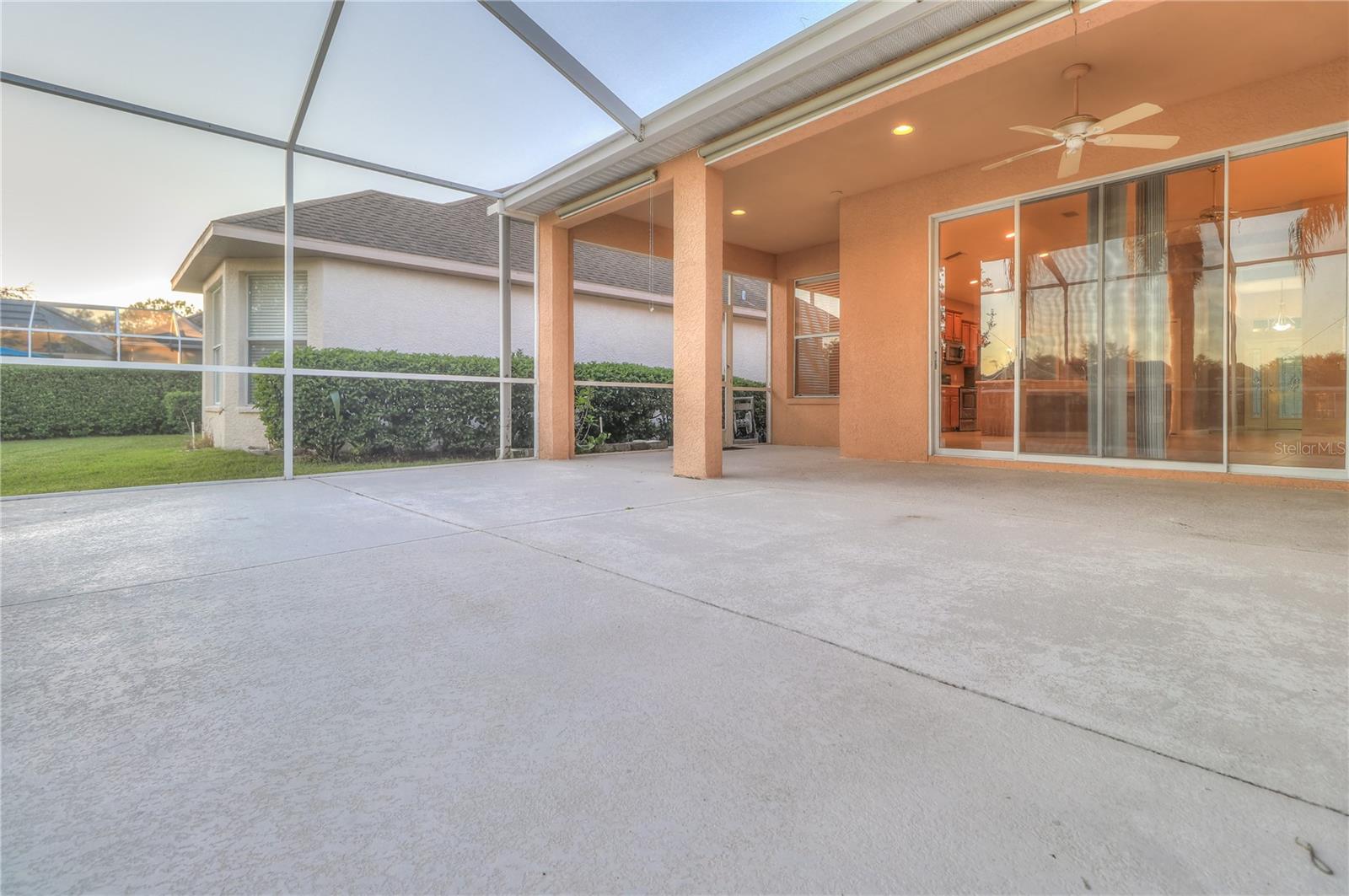 10215 EVERGREEN HILL DR, TAMPA, FL, 33647