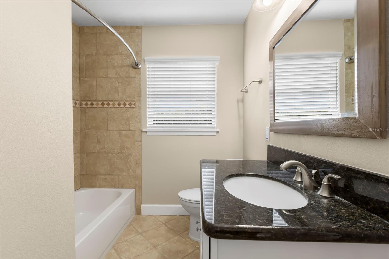 708 SUNSET CV, MADEIRA BEACH, FL, 33708