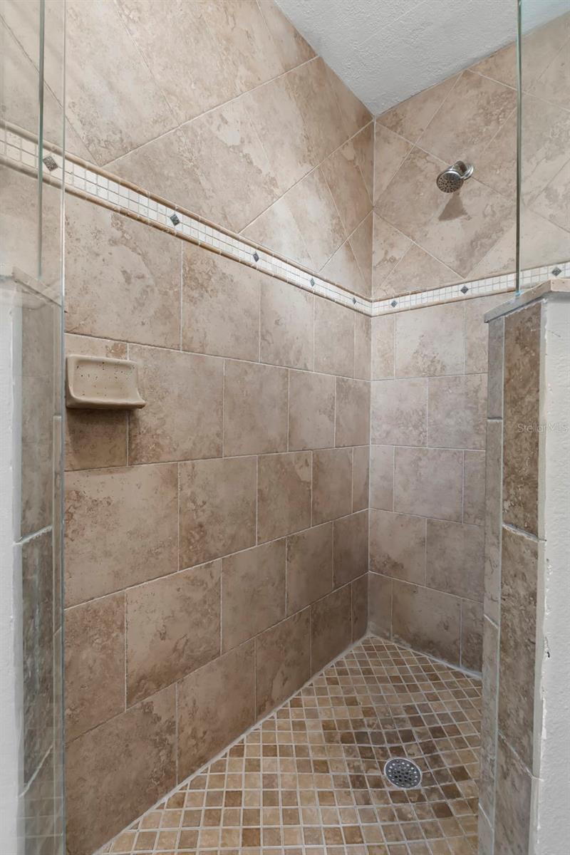 708 SUNSET CV, MADEIRA BEACH, FL, 33708