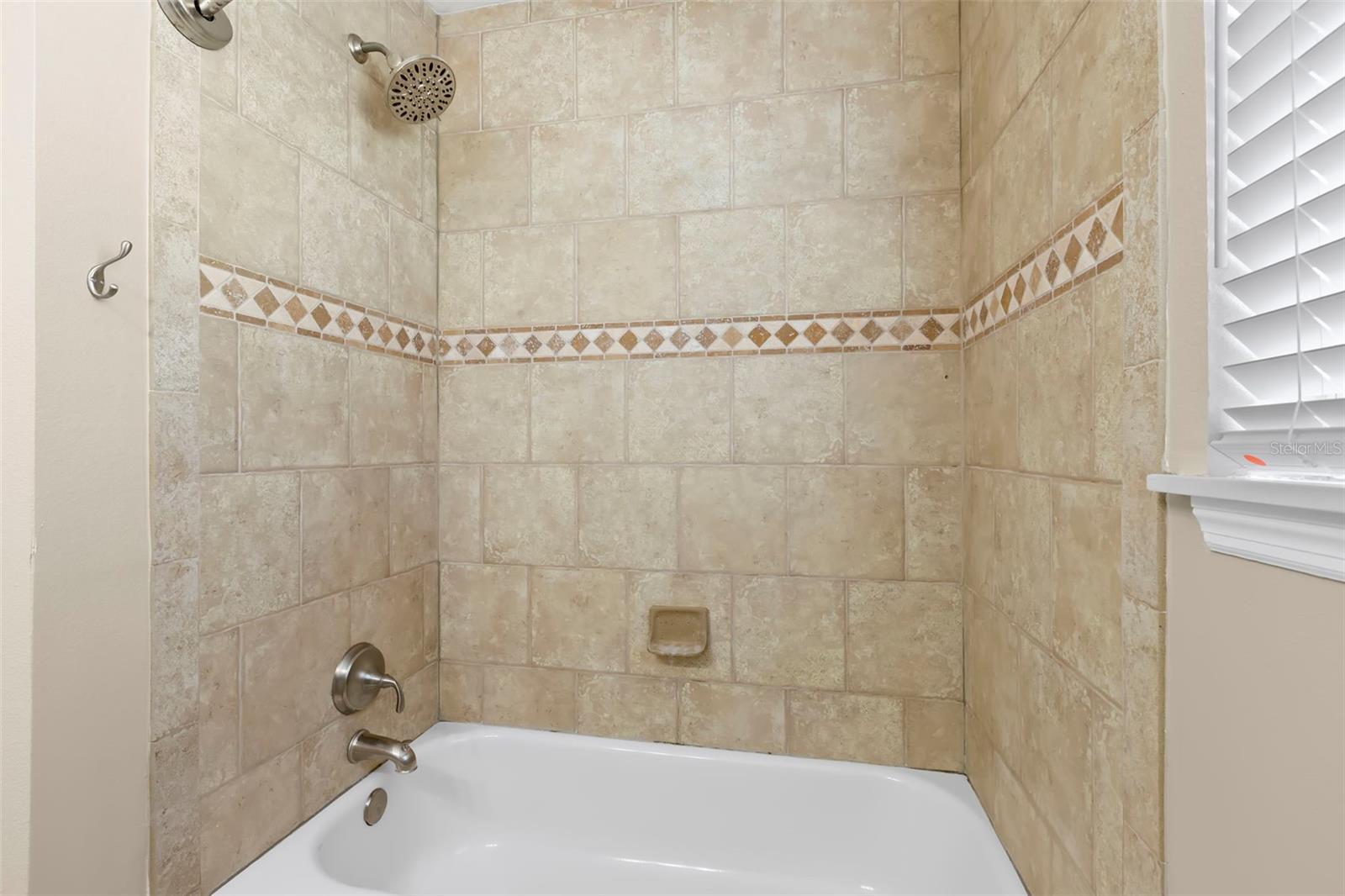 708 SUNSET CV, MADEIRA BEACH, FL, 33708