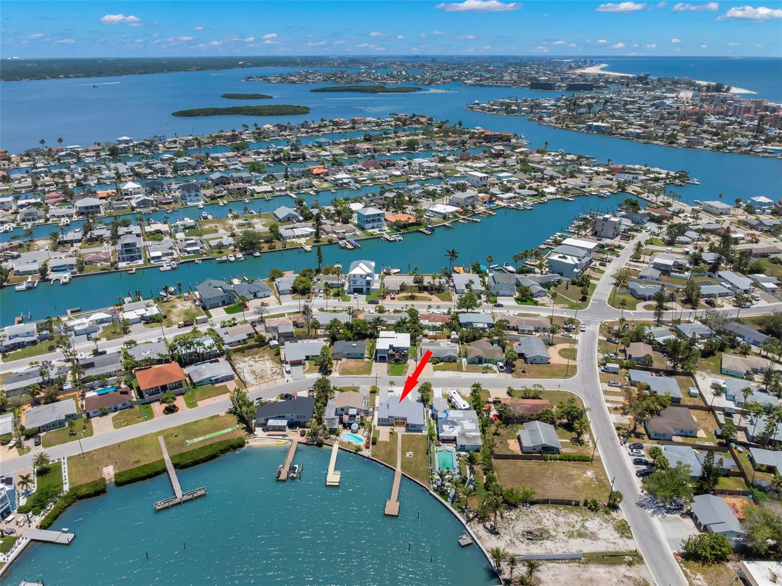 708 SUNSET CV, MADEIRA BEACH, FL, 33708