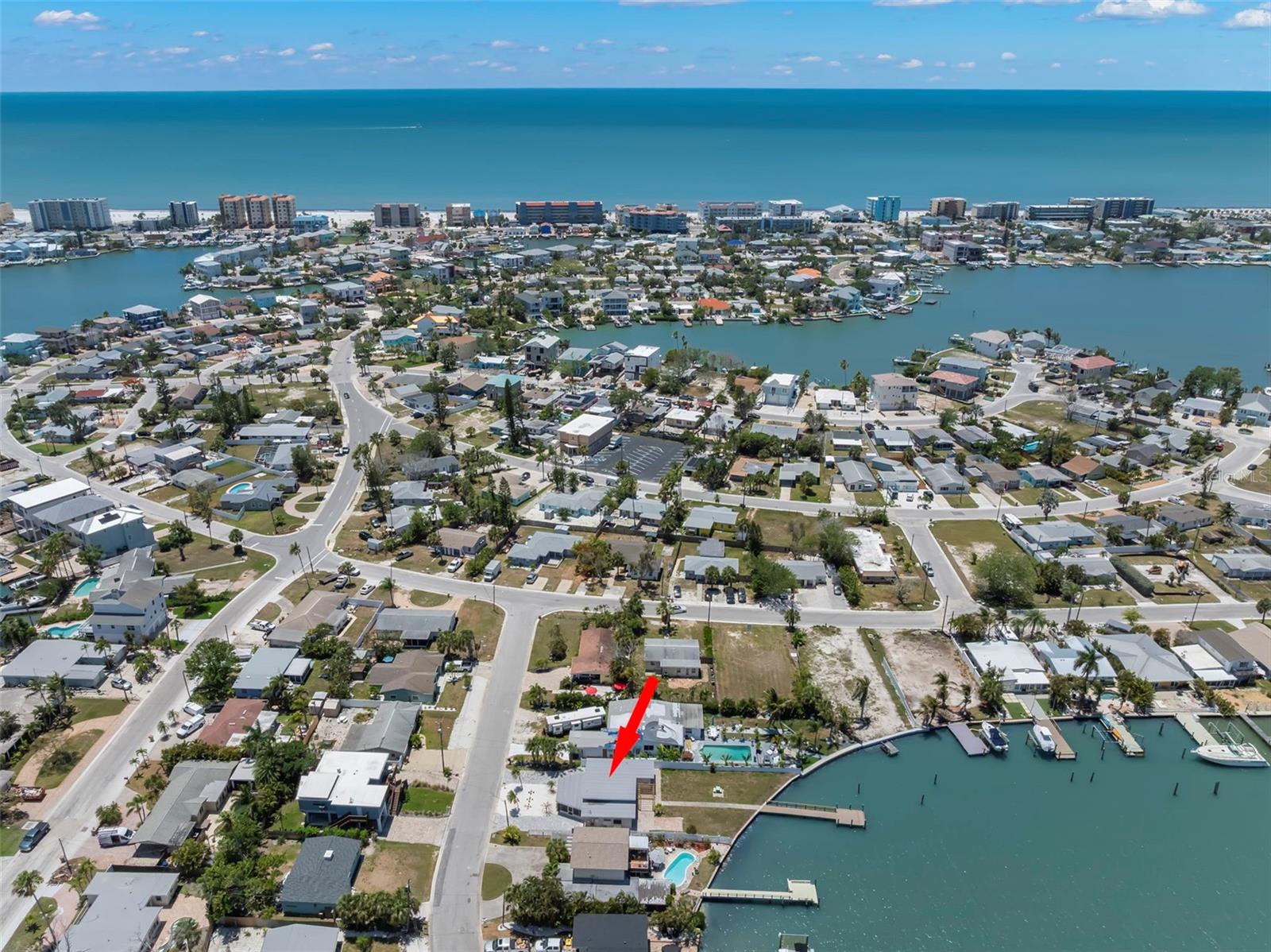 708 SUNSET CV, MADEIRA BEACH, FL, 33708