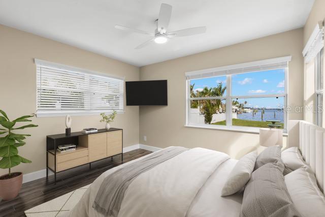 708 SUNSET CV, MADEIRA BEACH, FL, 33708