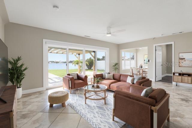 708 SUNSET CV, MADEIRA BEACH, FL, 33708