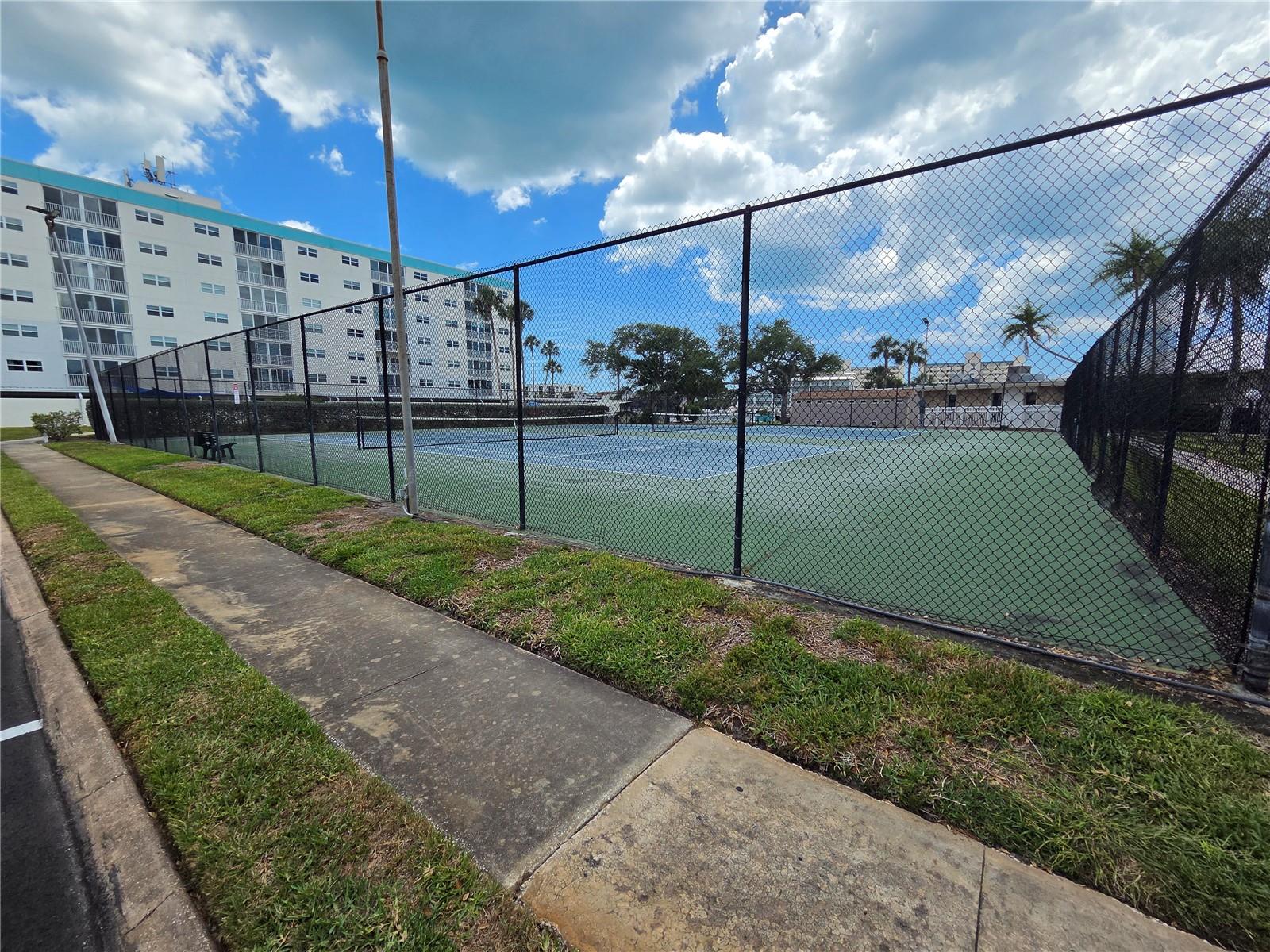 10351 REGAL DR #3, LARGO, FL, 33774