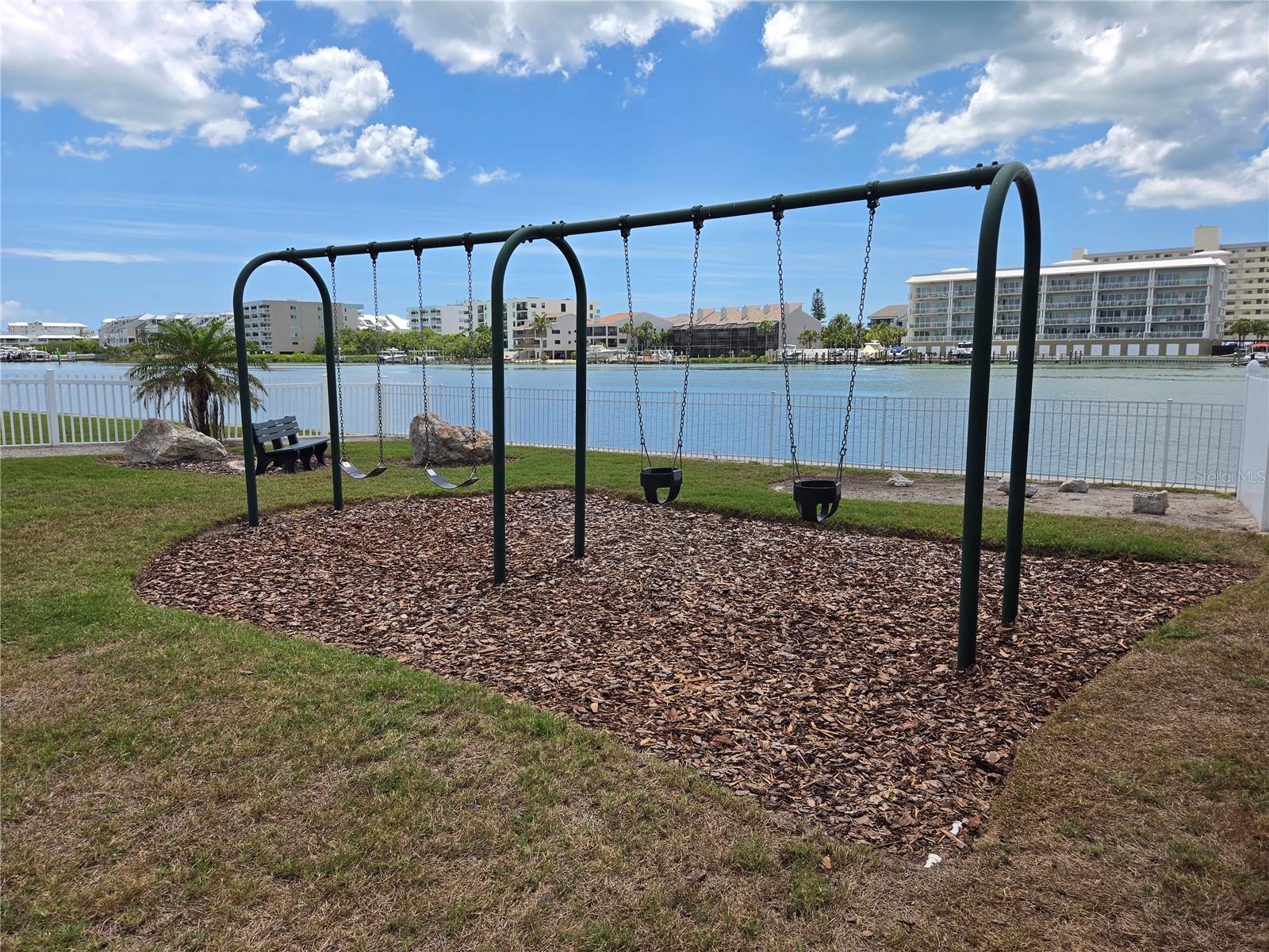 10351 REGAL DR #3, LARGO, FL, 33774