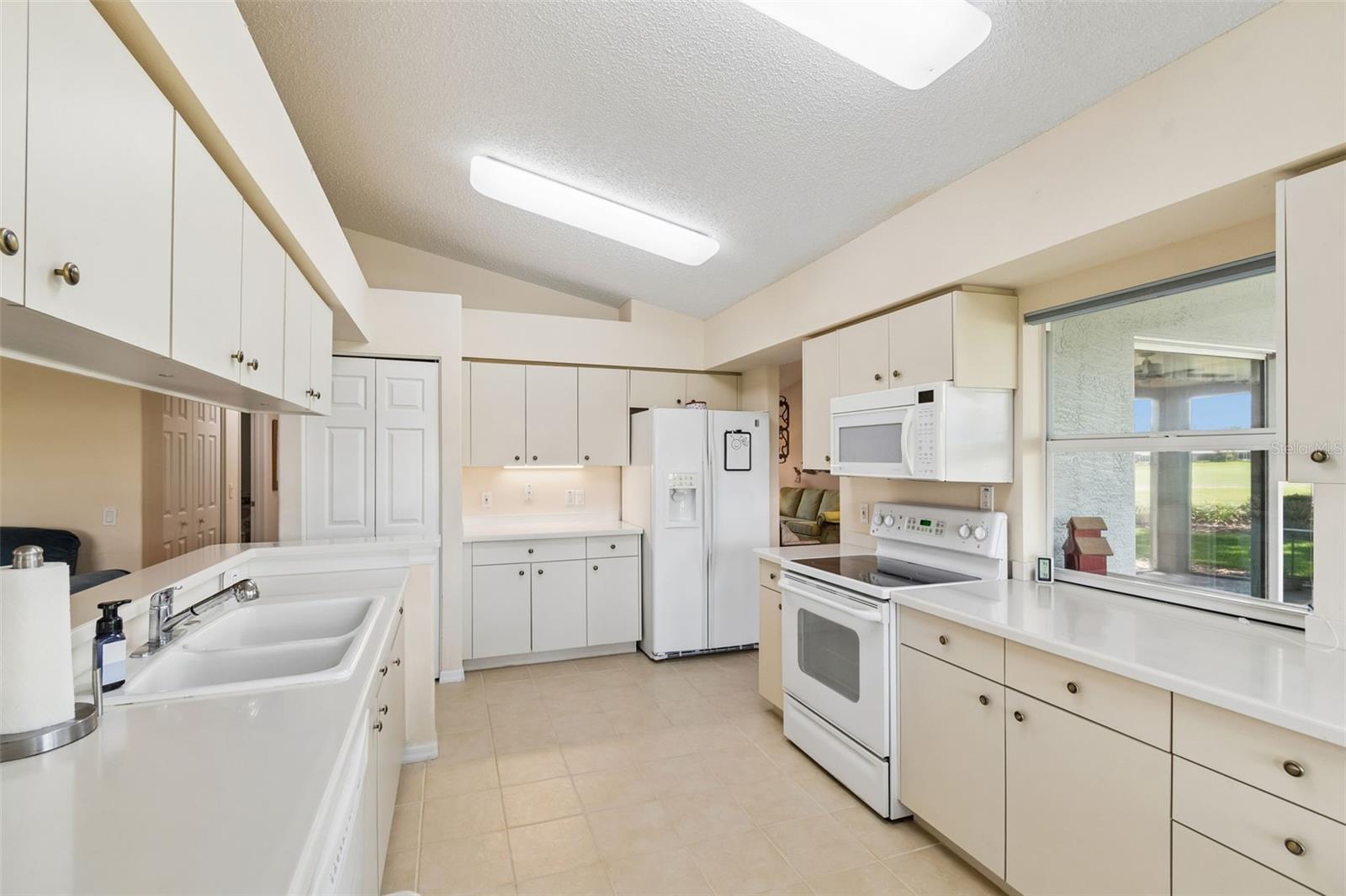18508 GRAND CLUB DR, HUDSON, FL, 34667