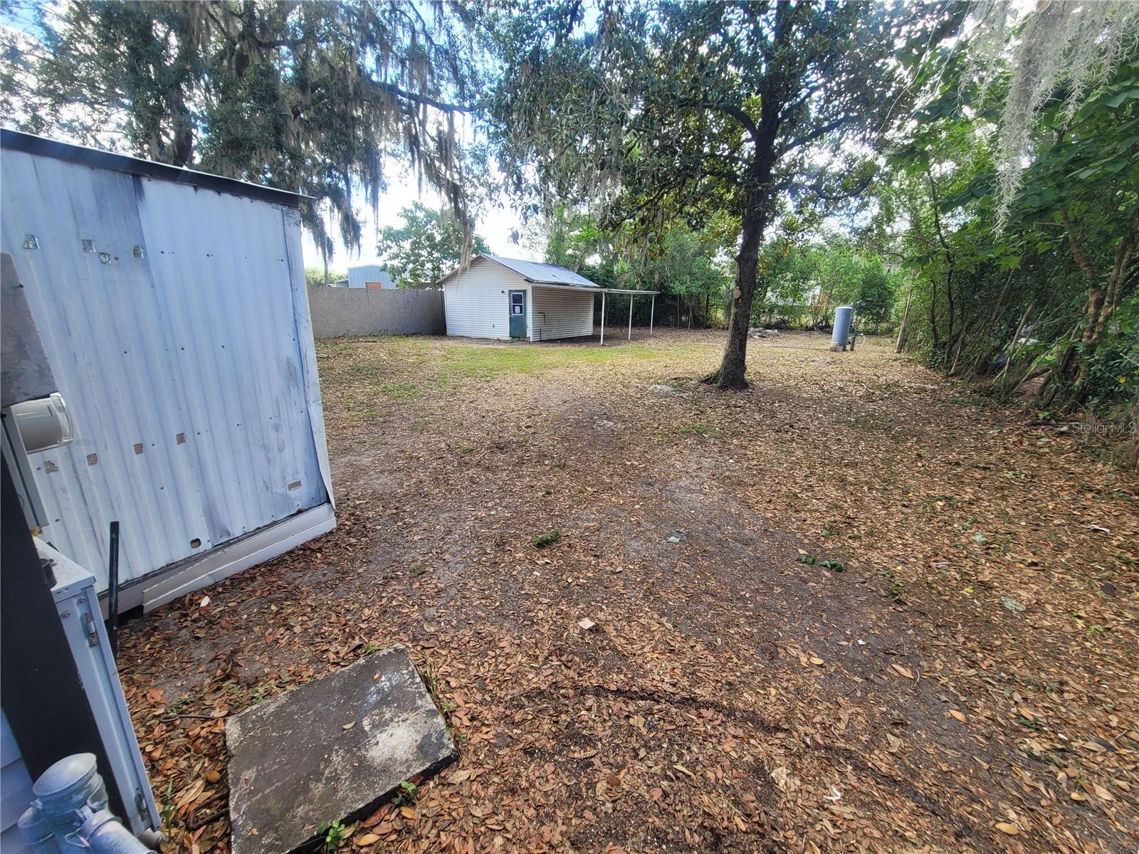 2831 N VALRICO RD, SEFFNER, FL, 33584