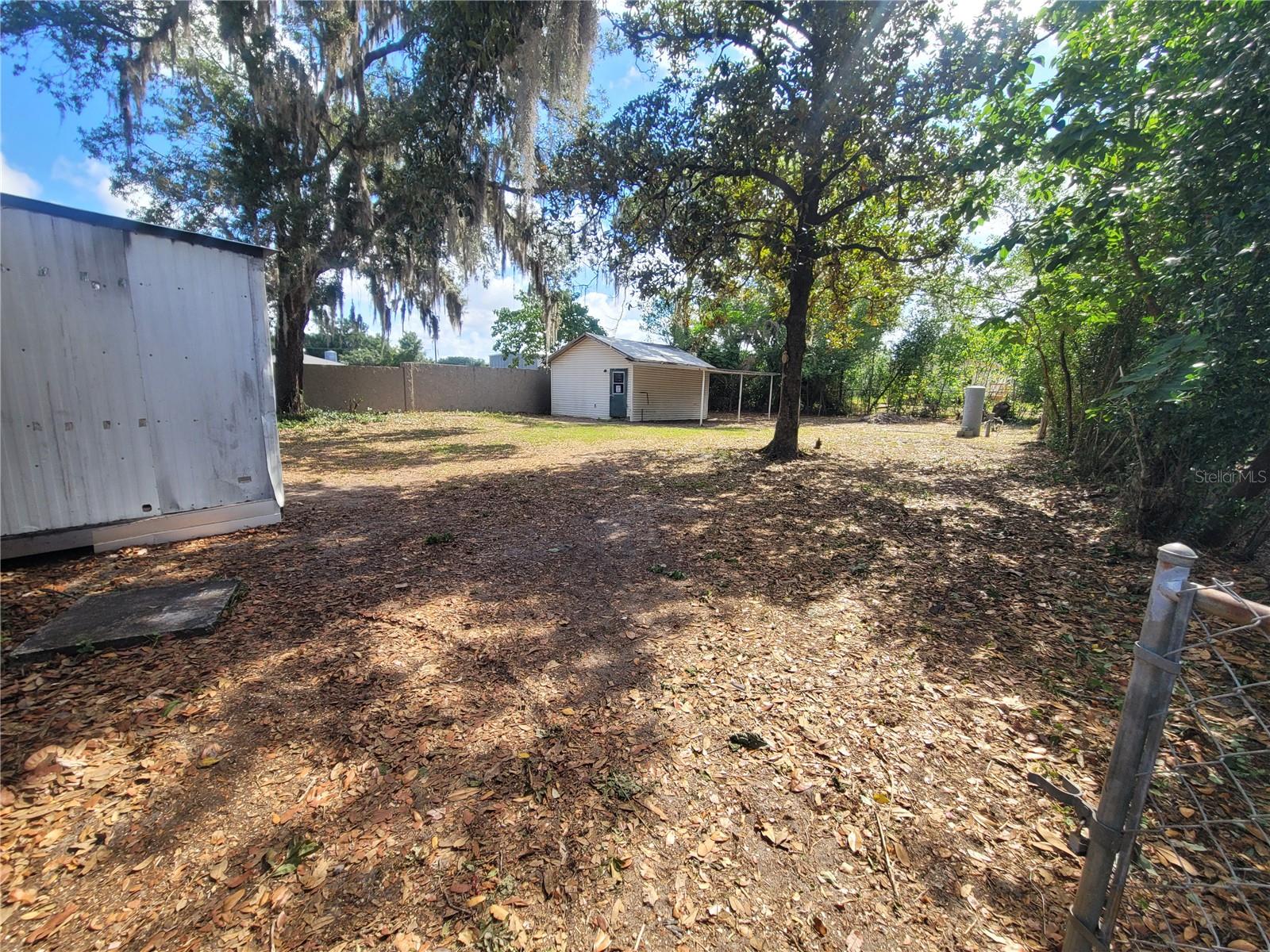 2831 N VALRICO RD, SEFFNER, FL, 33584