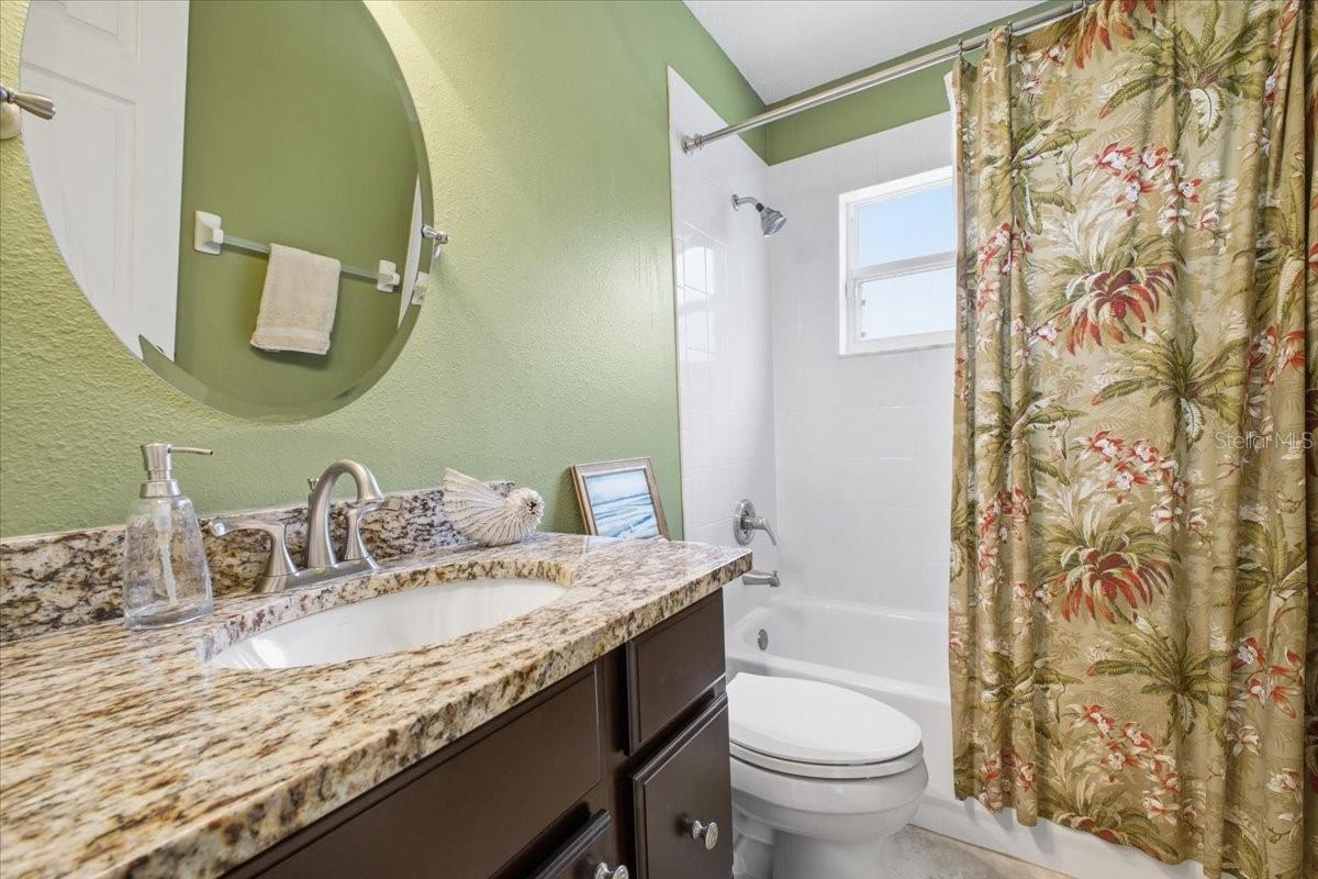 2726 VALENCIA GROVE DR, VALRICO, FL, 33596