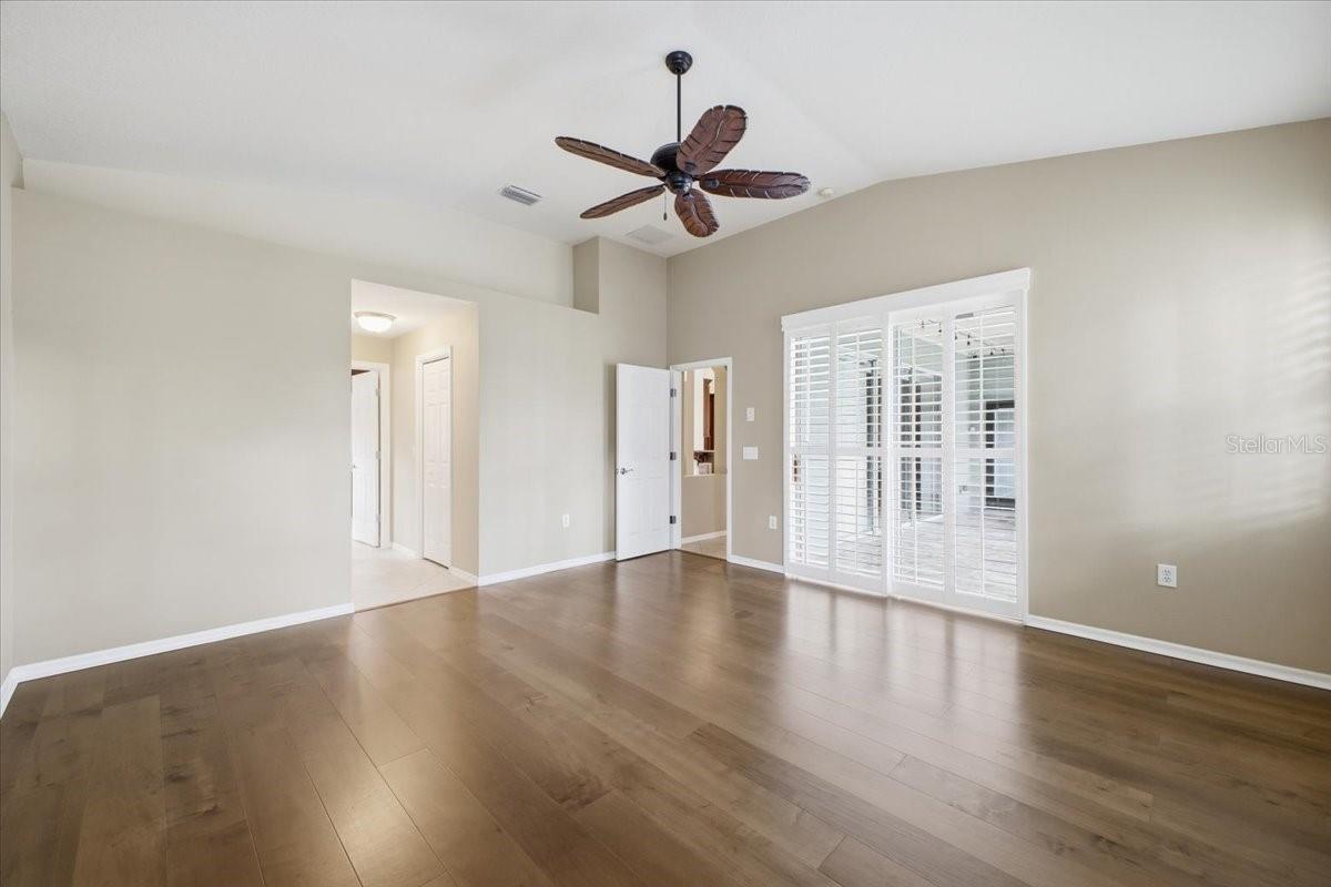 2726 VALENCIA GROVE DR, VALRICO, FL, 33596