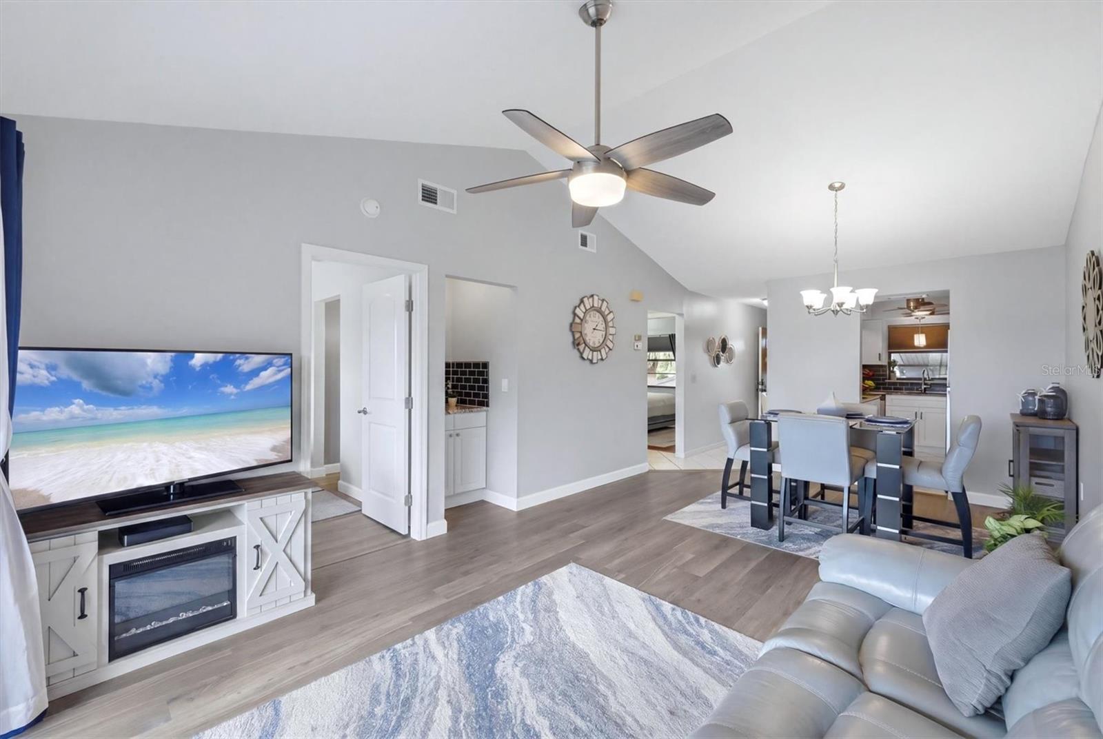 931 CAPRI ISLES BLVD #32, VENICE, FL, 34292