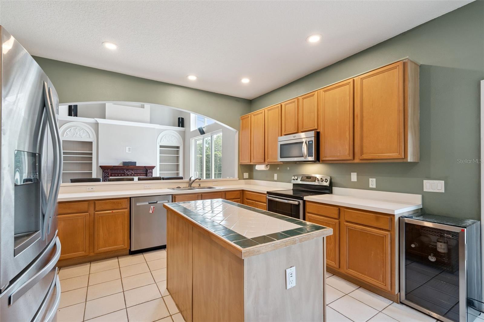 2401 STONEVIEW RD, ORLANDO, FL, 32806