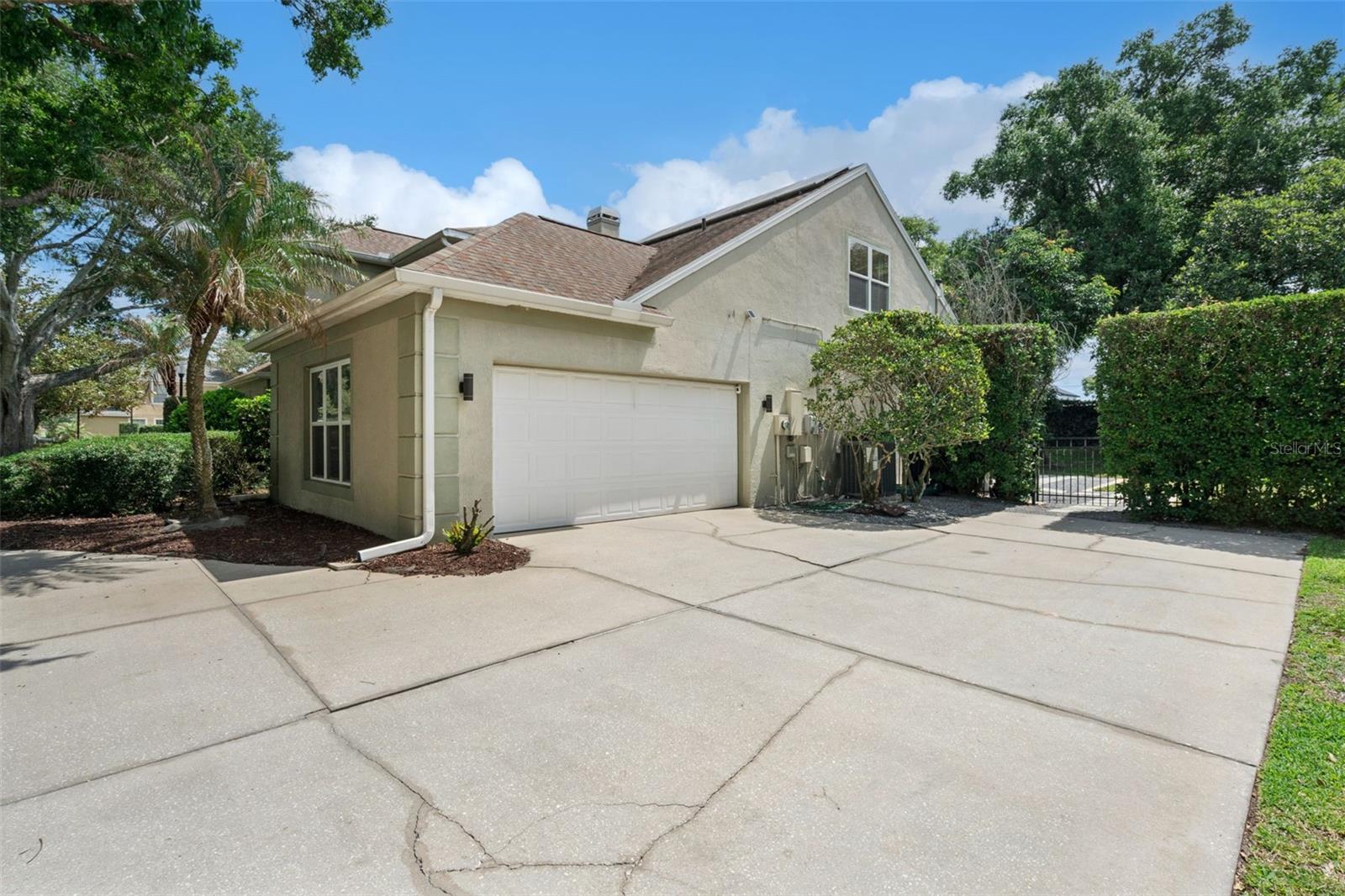 2401 STONEVIEW RD, ORLANDO, FL, 32806
