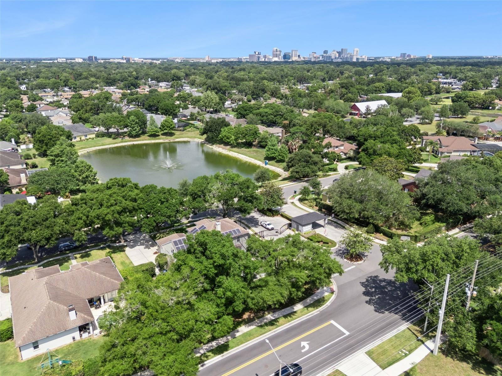 2401 STONEVIEW RD, ORLANDO, FL, 32806