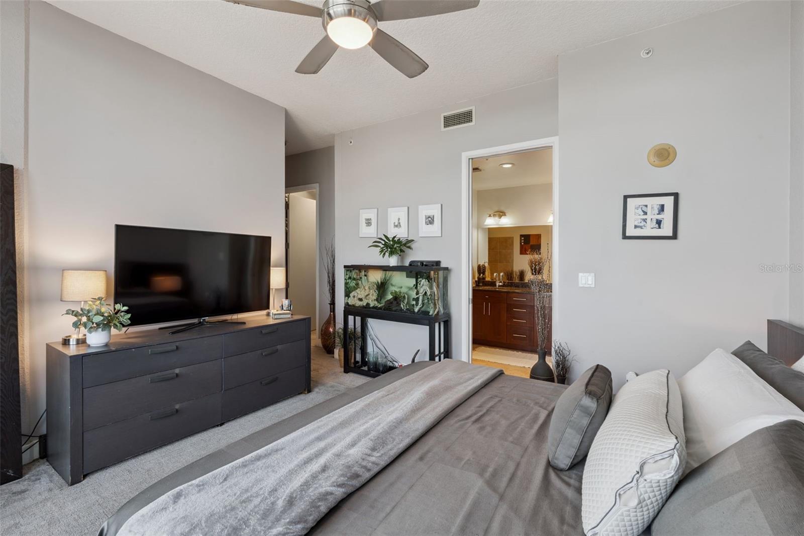 150 E ROBINSON ST #3104-1, ORLANDO, FL, 32801