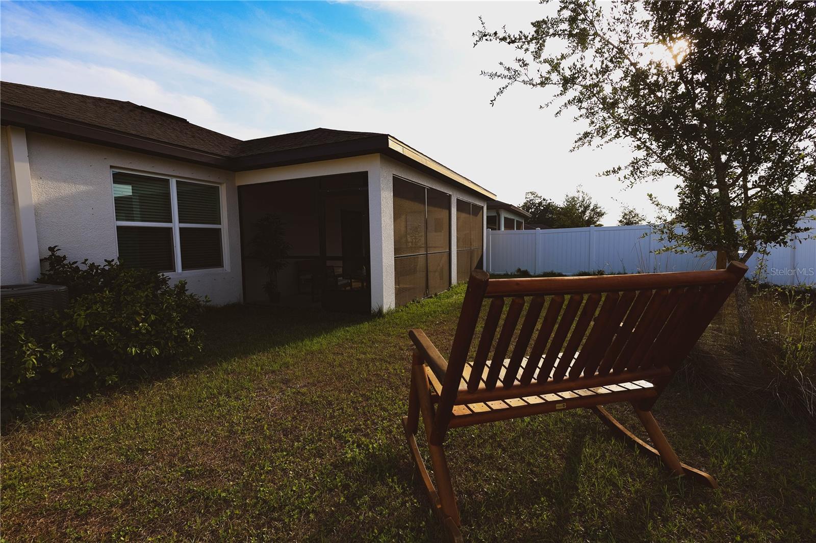 9553 SUMMERS CAY CIR, THONOTOSASSA, FL, 33592