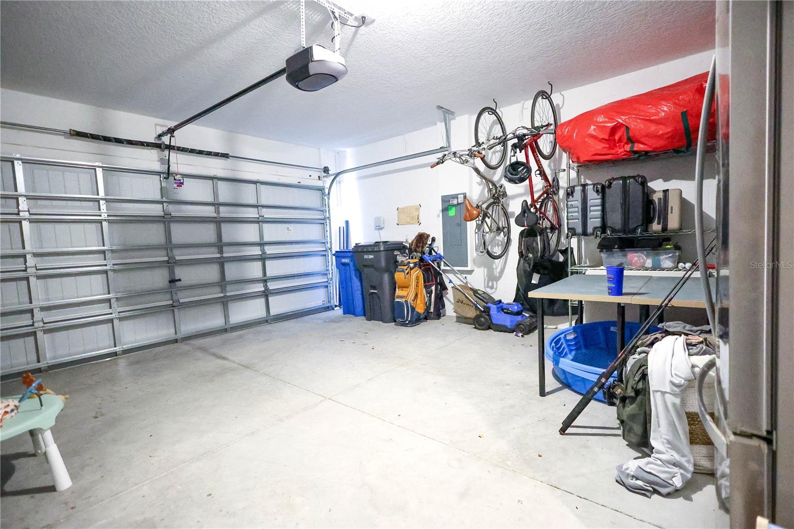 9553 SUMMERS CAY CIR, THONOTOSASSA, FL, 33592