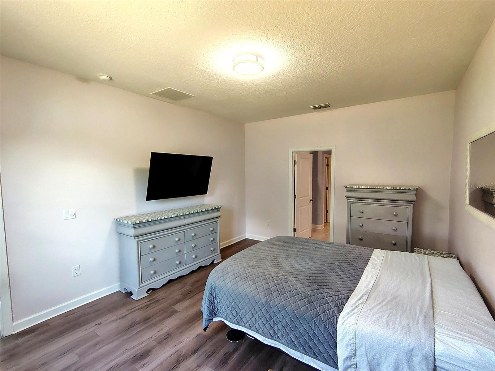 1047 OAK BLUFF DR, DAVENPORT, FL, 33837